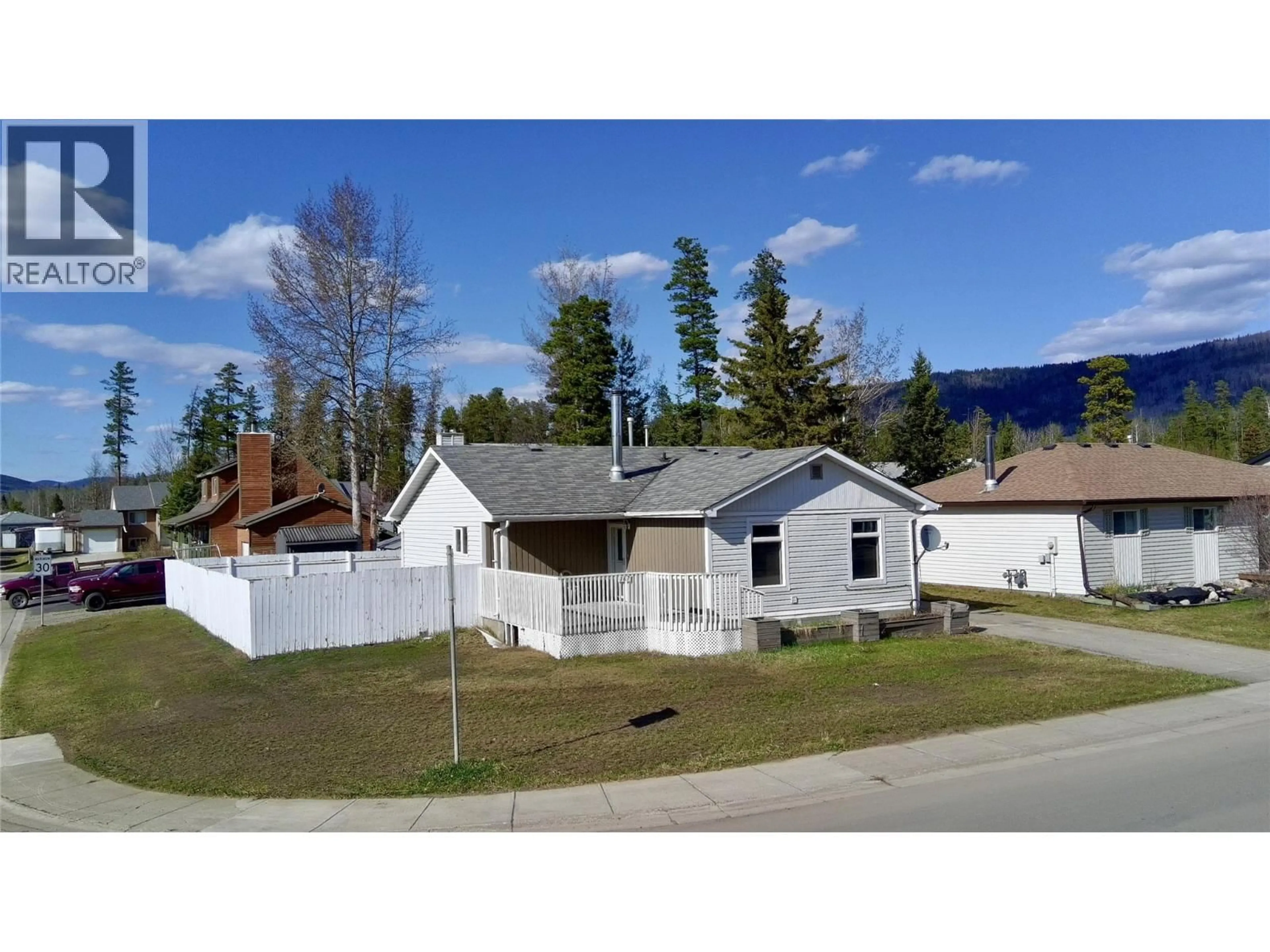 A pic from outside/outdoor area/front of a property/back of a property/a pic from drone, street for 167 BERGERON DRIVE, Tumbler Ridge British Columbia V0C2W0