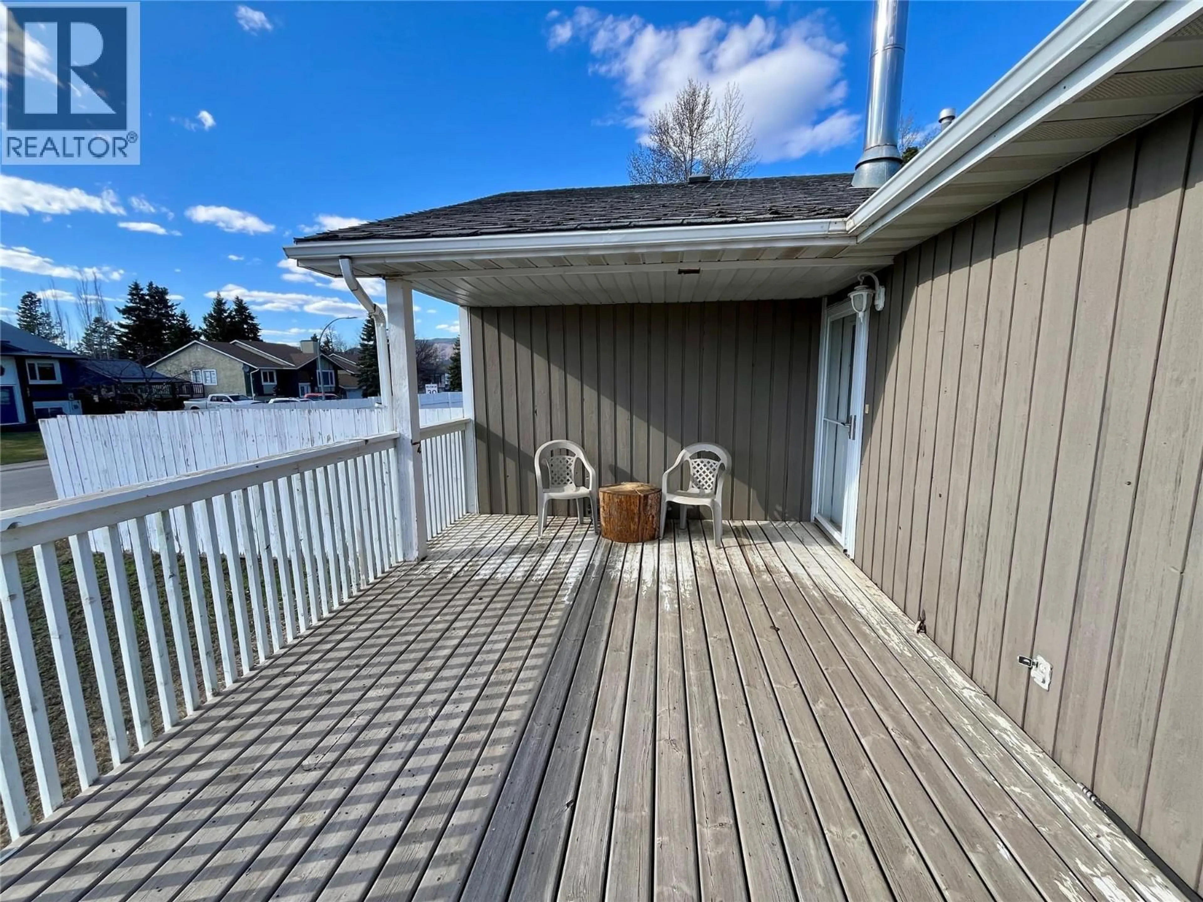Patio, water/lake/river/ocean view for 167 BERGERON DRIVE, Tumbler Ridge British Columbia V0C2W0