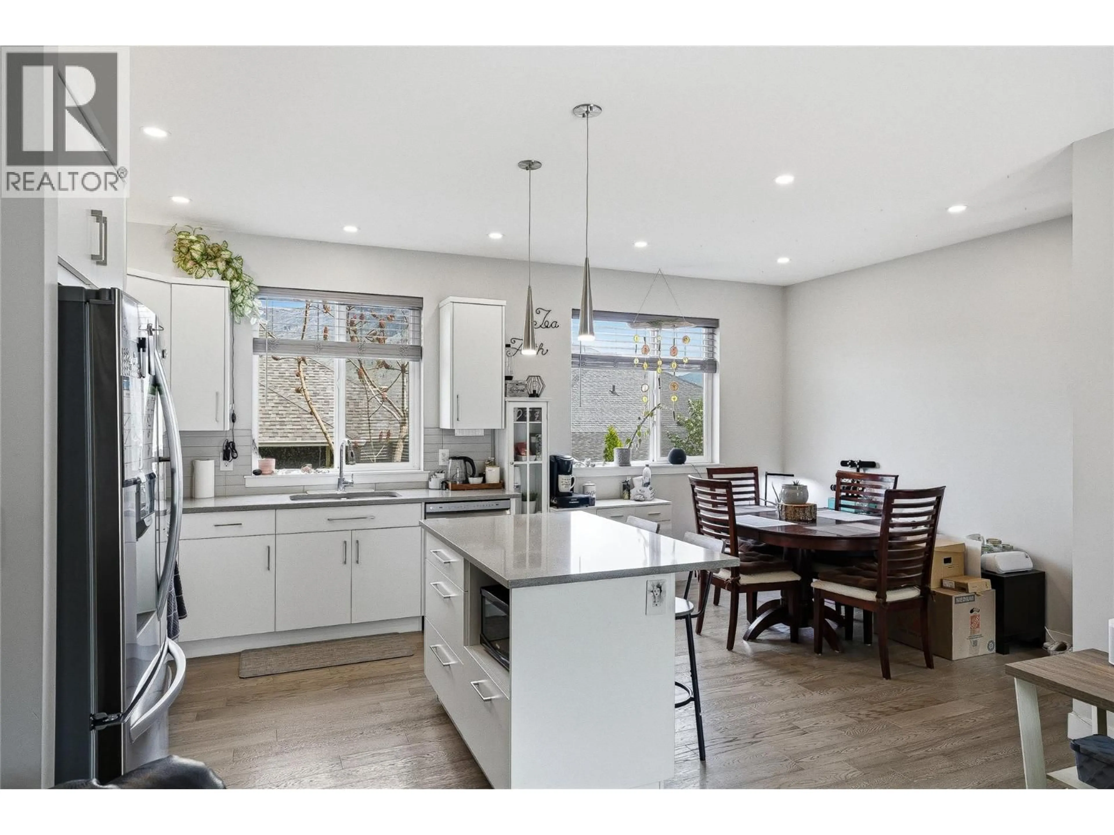 Open concept kitchen, unknown for 102 - 2045 STAGECOACH DRIVE, Kamloops British Columbia V2B0H8