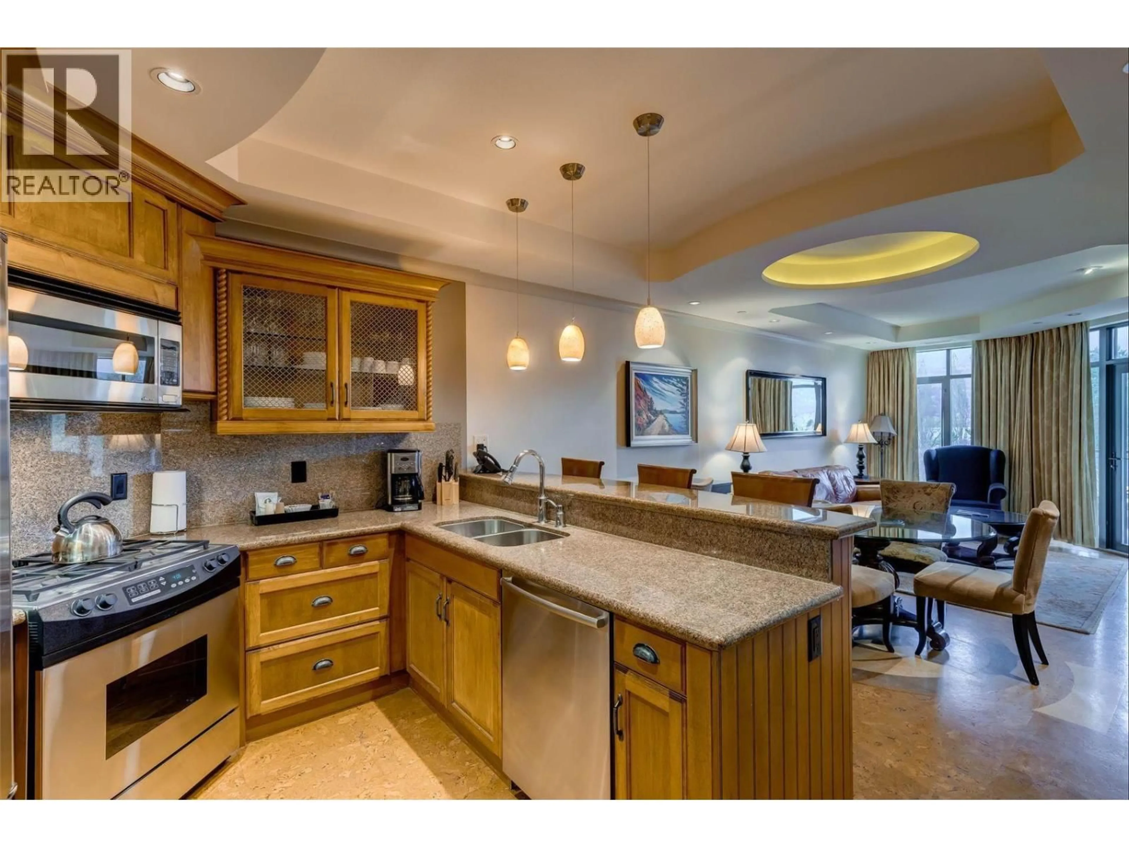 Open concept kitchen, ceramic/tile floor for 154 (H12) - 1288 WATER STREET, Kelowna British Columbia V1Y9P4