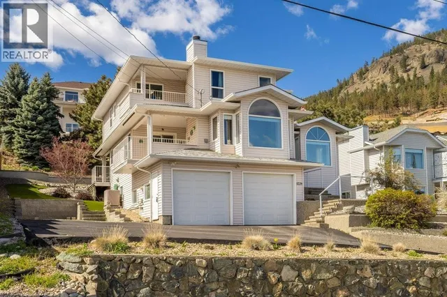 5226 CLARENCE ROAD, Peachland 4