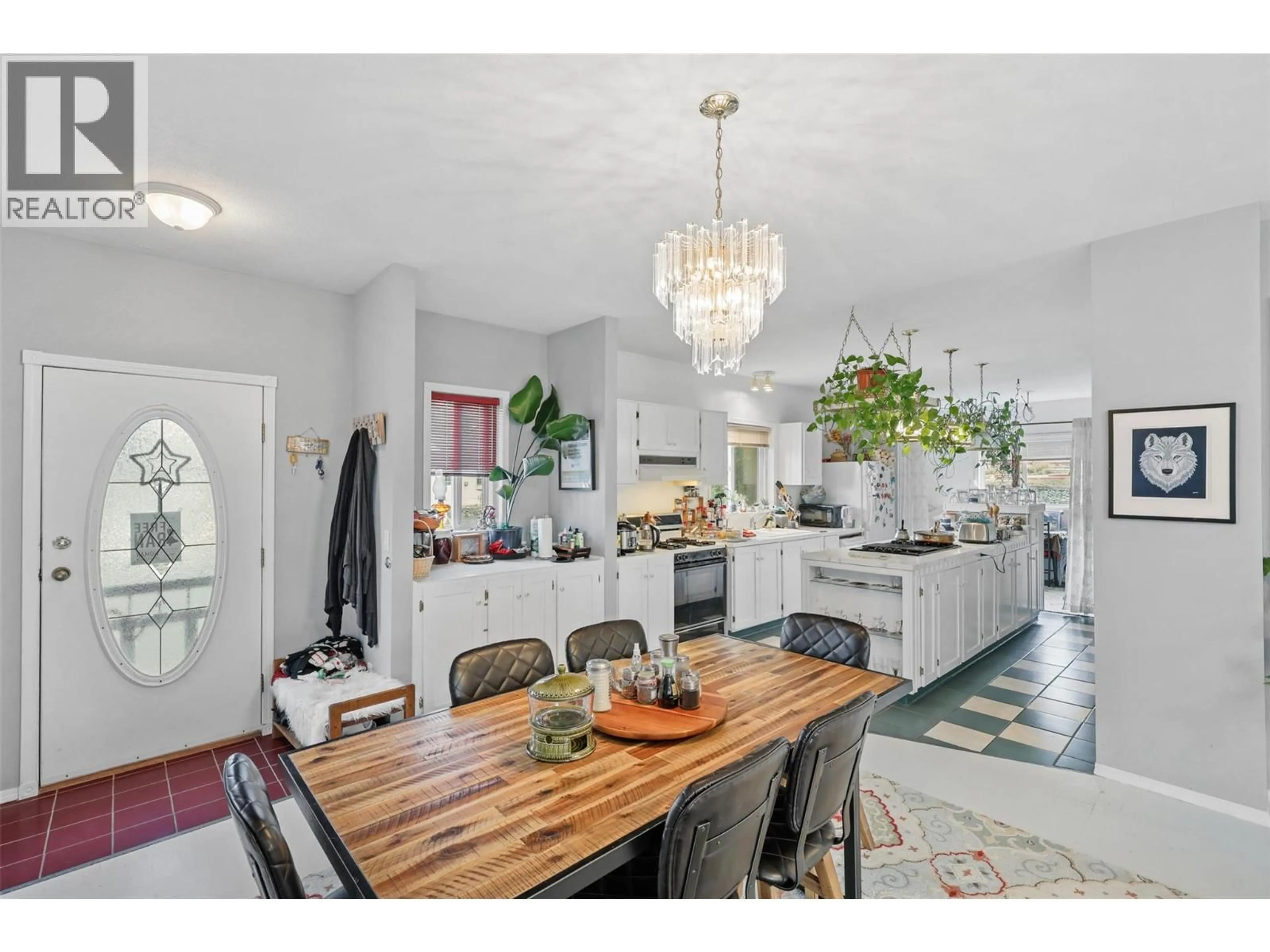 Open concept kitchen, unknown for 314 LINDEN ROAD, Logan Lake British Columbia V0K1W0