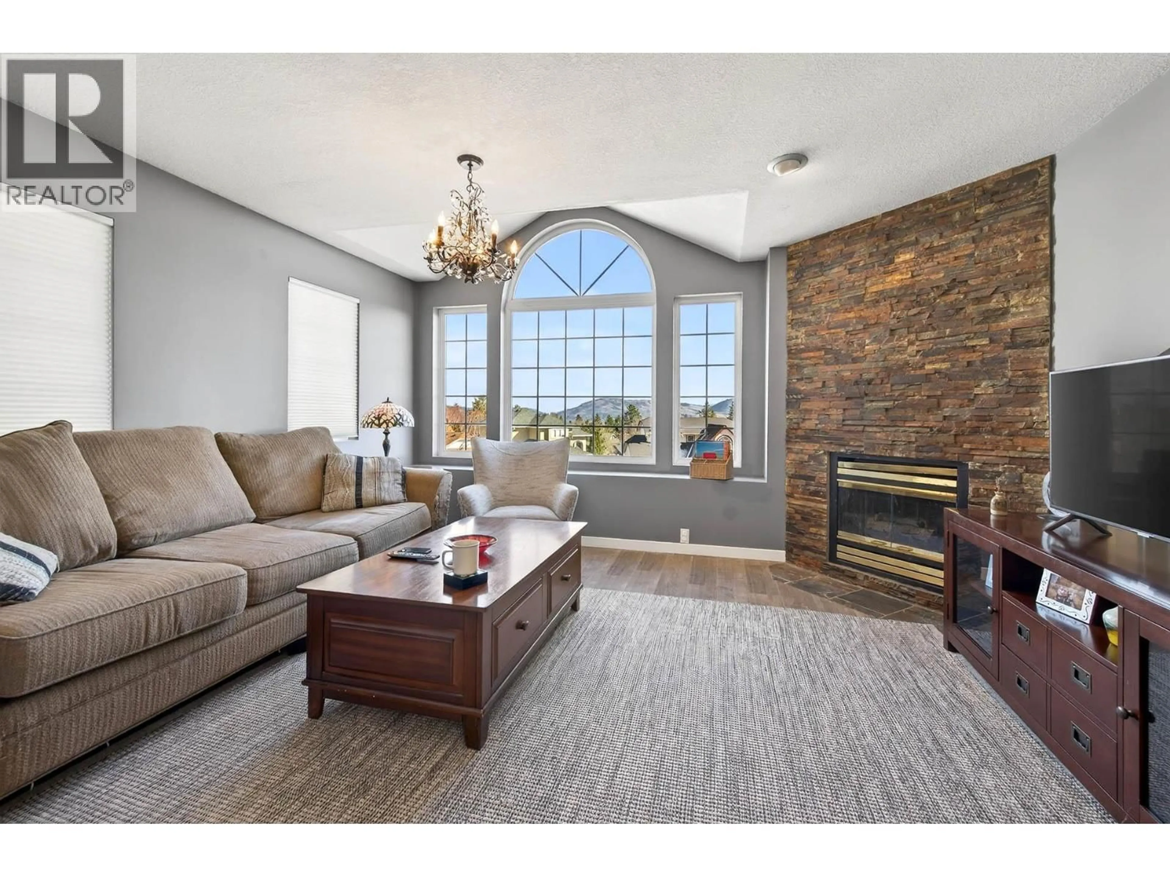 Living room with furniture, unknown for 2349 DRUMMOND COURT, Kamloops British Columbia V1S1T8