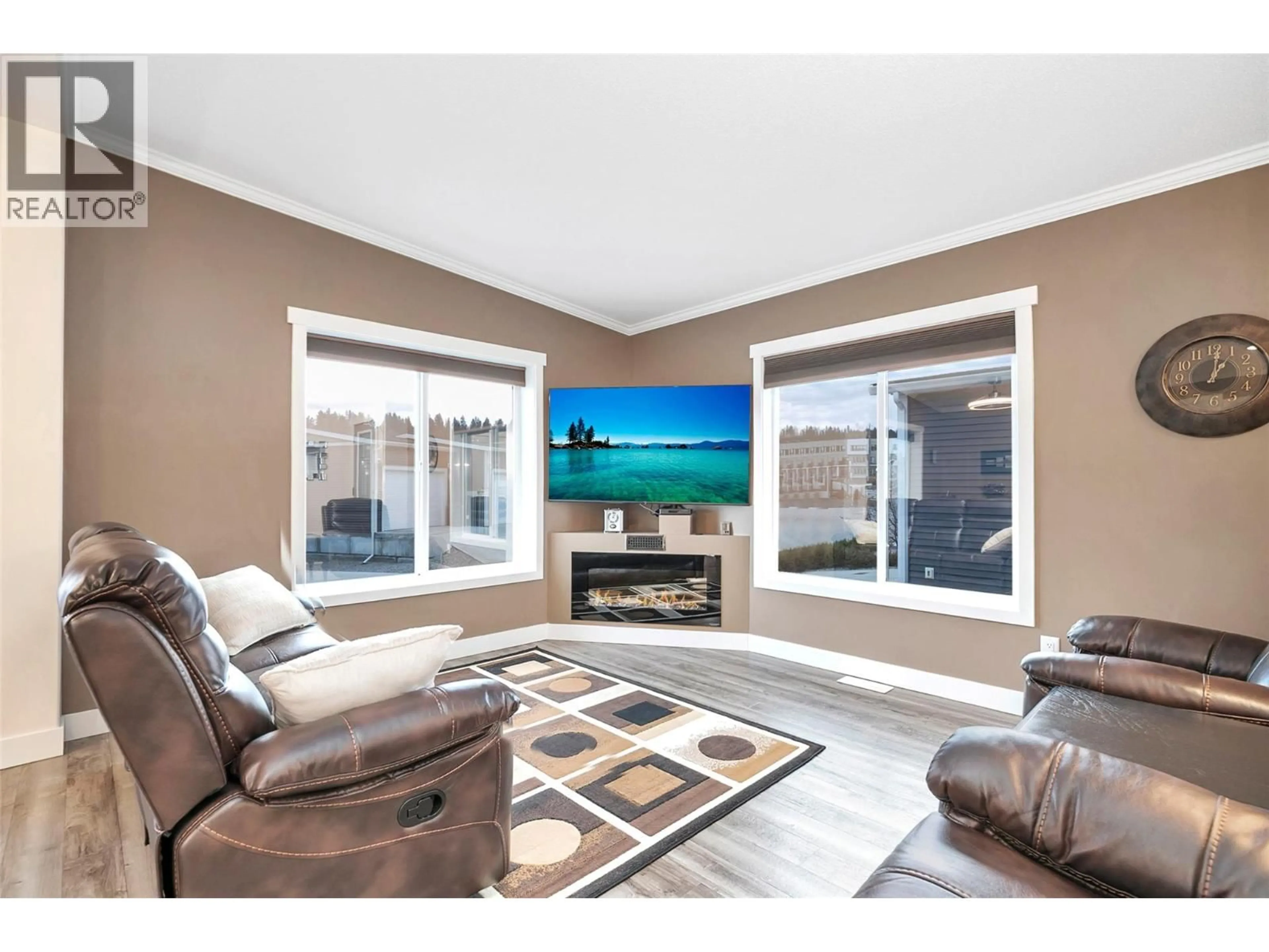 Home theater for 39 - 1835 NANCEE WAY COURT, Kelowna British Columbia V1Z4C1