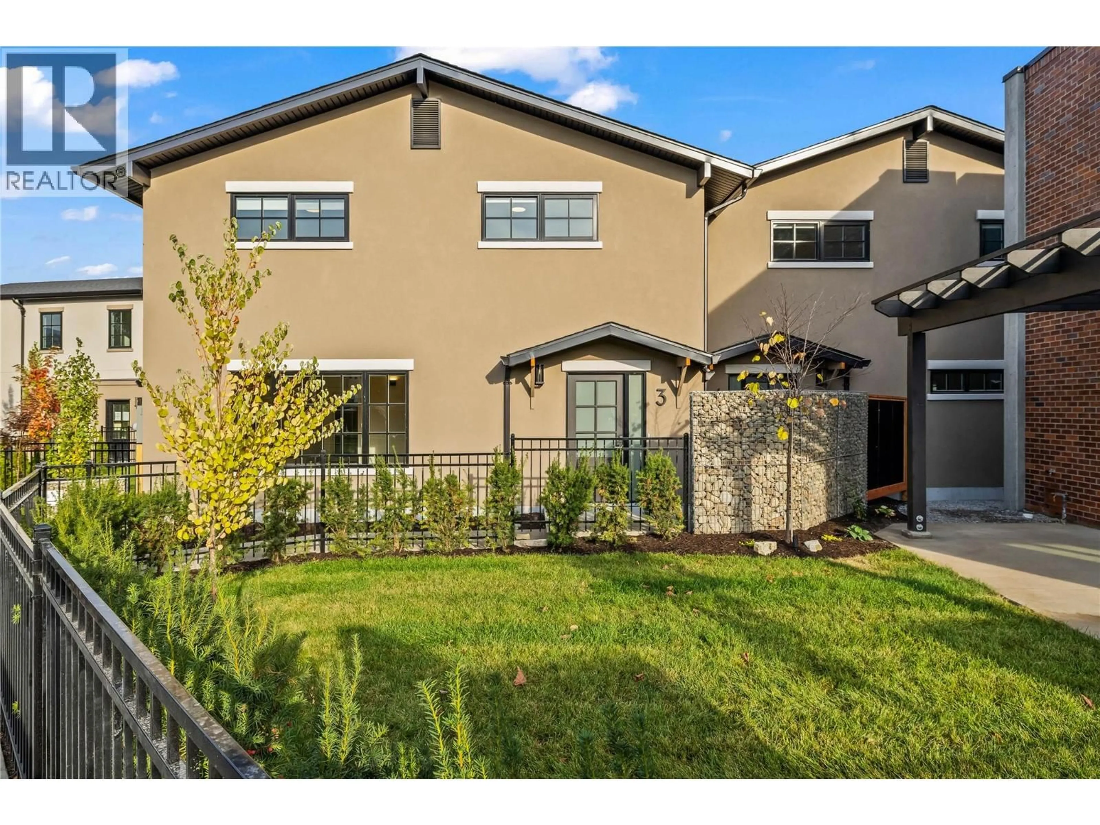 Home with vinyl exterior material, street for 3 - 2957 CONLIN COURT, Kelowna British Columbia V1Y7S7