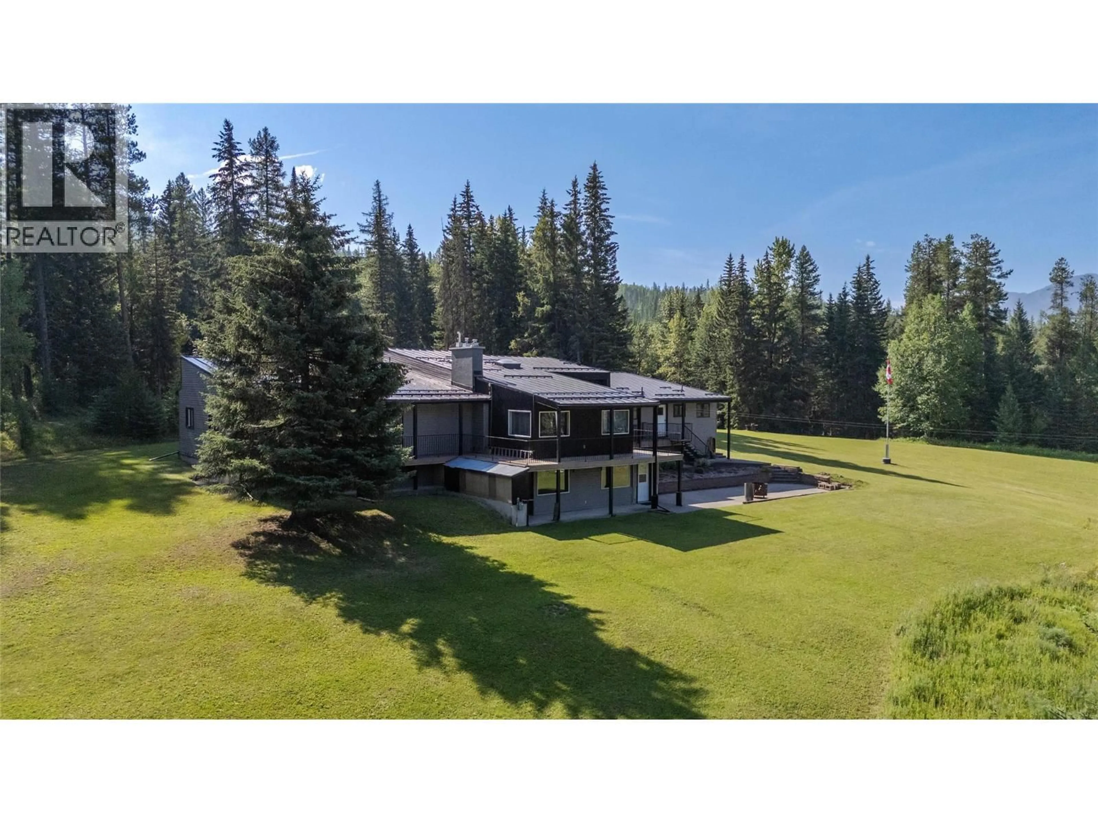 A pic from outside/outdoor area/front of a property/back of a property/a pic from drone, mountain view for 105 CASTLE MOUNTAIN ROAD, Fernie British Columbia V0B1M4