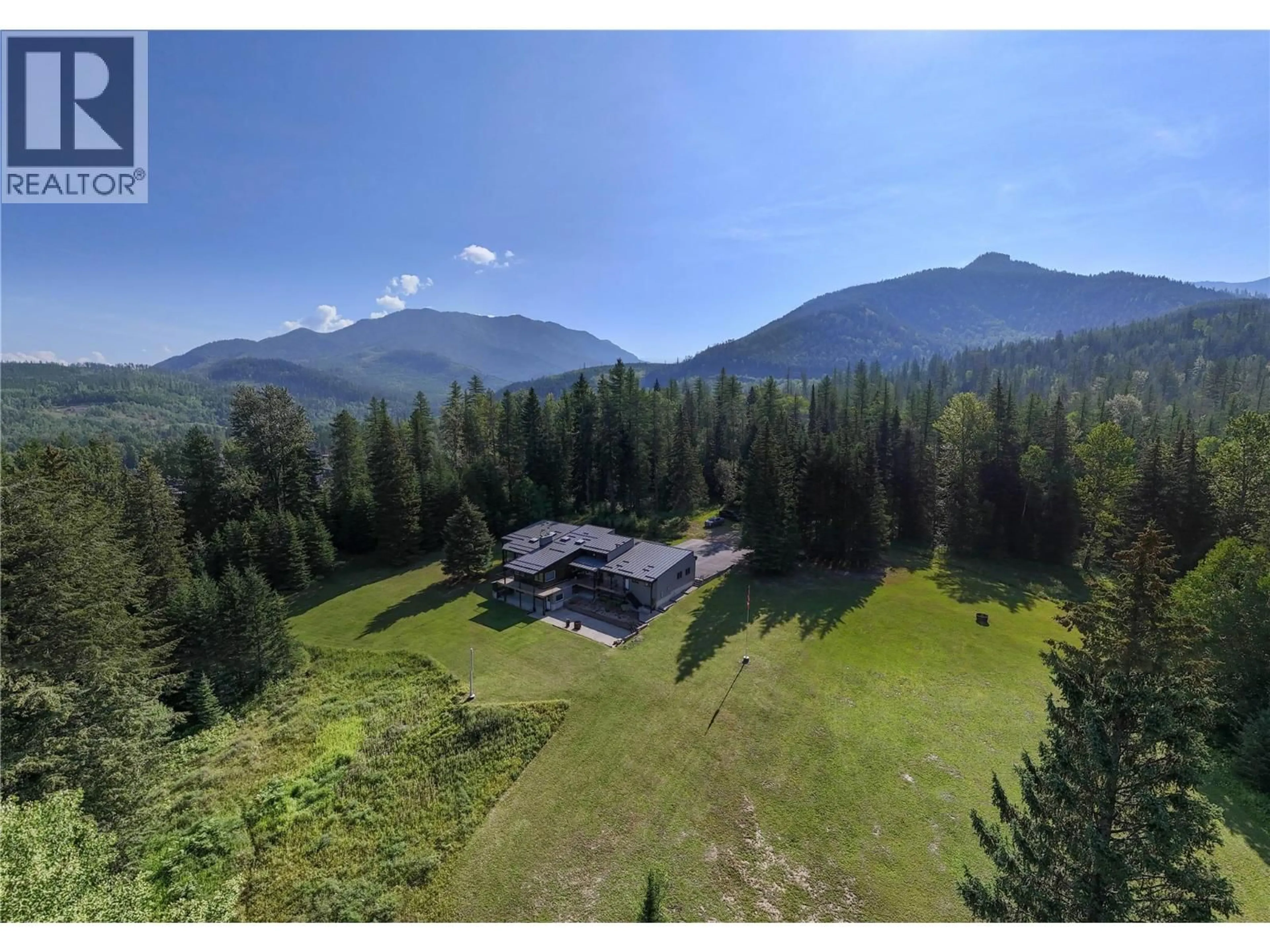 A pic from outside/outdoor area/front of a property/back of a property/a pic from drone, mountain view for 105 CASTLE MOUNTAIN ROAD, Fernie British Columbia V0B1M4