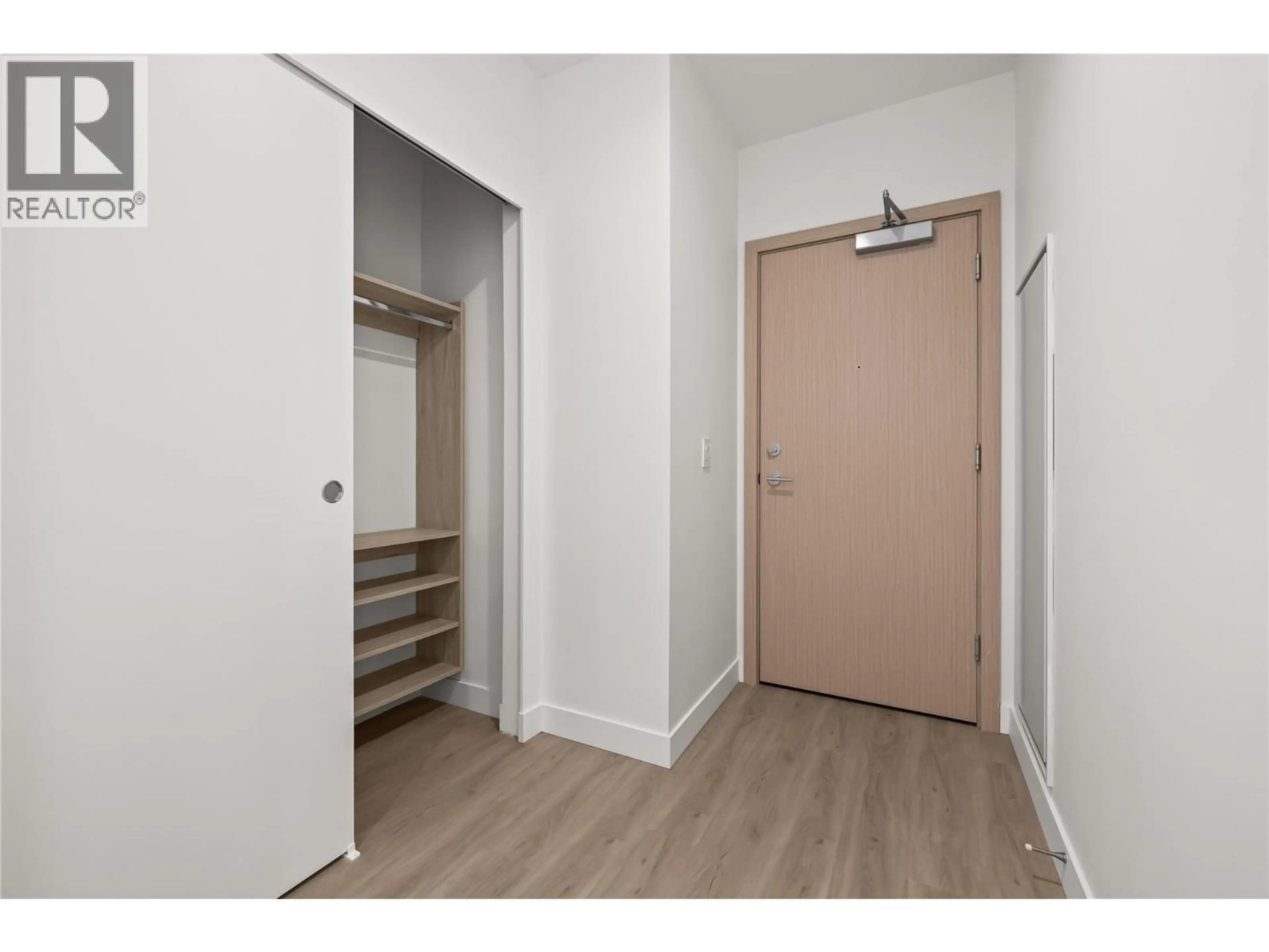 Unknown for 2107 - 238 LEON AVENUE, Kelowna British Columbia V1Y0N6