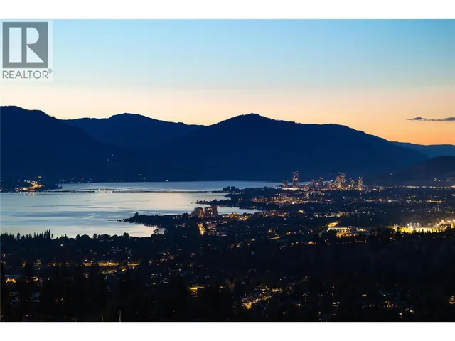 1016 EMSLIE STREET, Kelowna 5