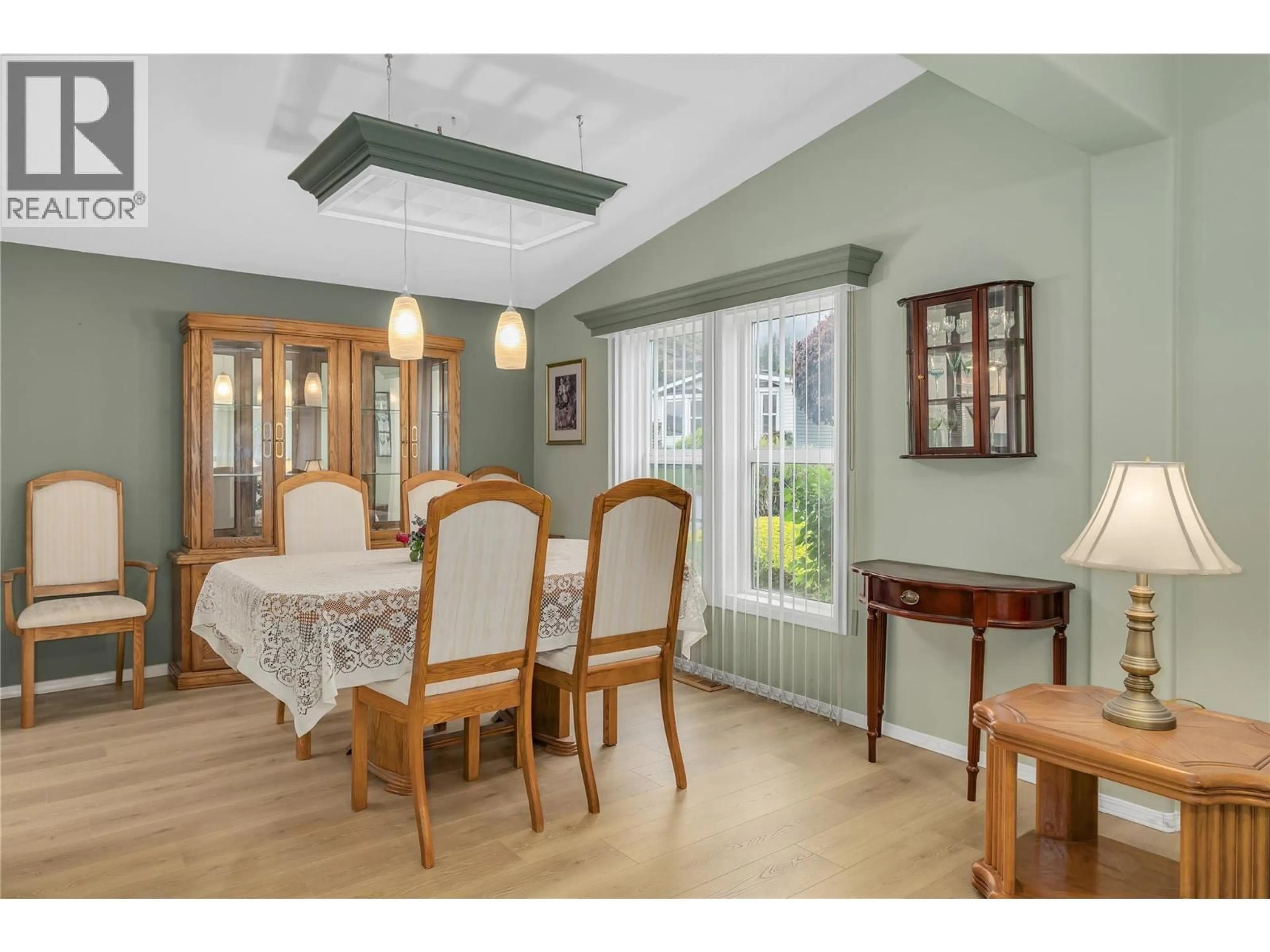 Dining room, wood/laminate floor for 133 - 1850 SHANNON LAKE ROAD, West Kelowna British Columbia V4T1L6