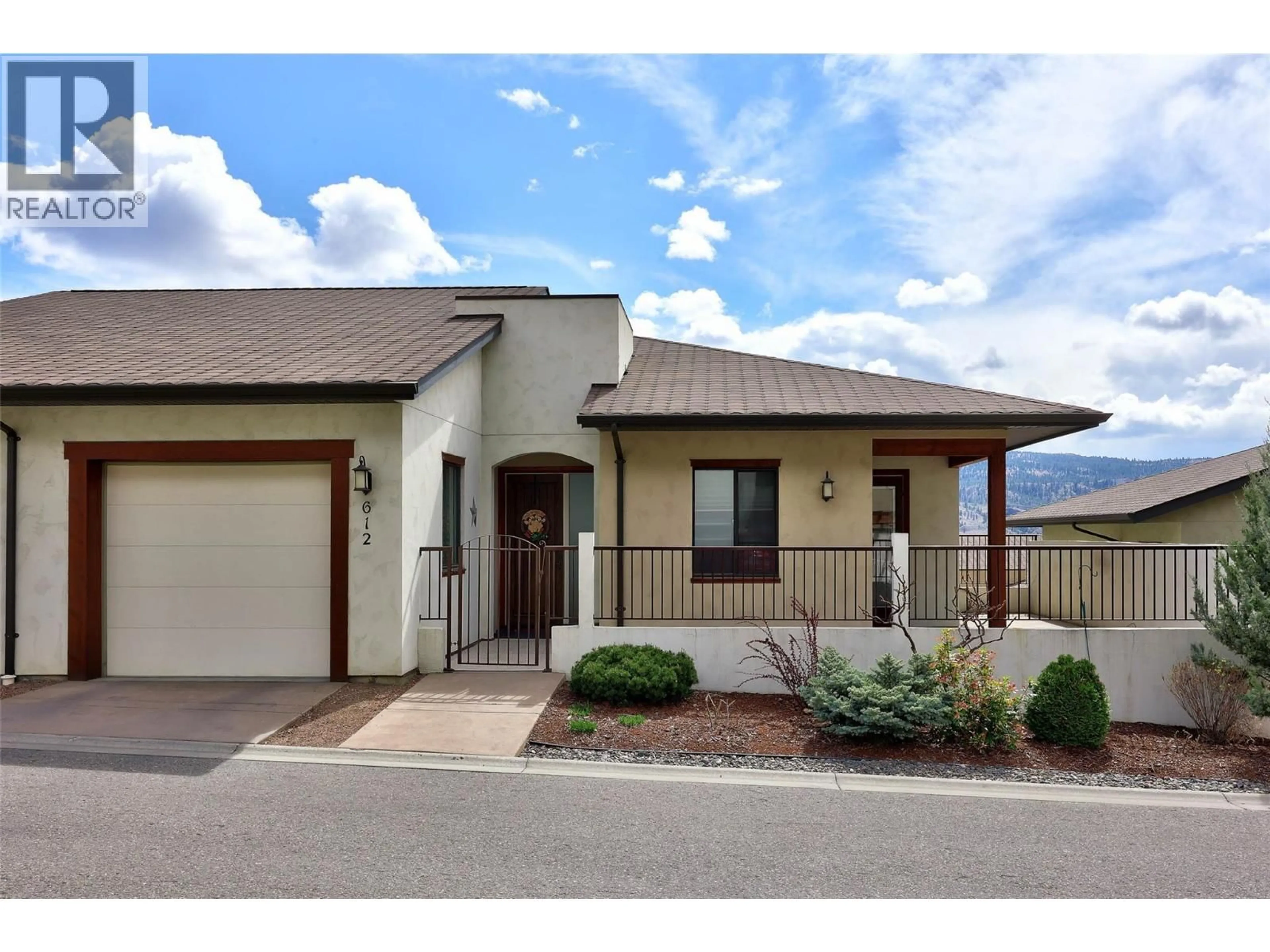 Home with vinyl exterior material, unknown for 612 BELMONTE COURT, Kamloops British Columbia V2H0C6