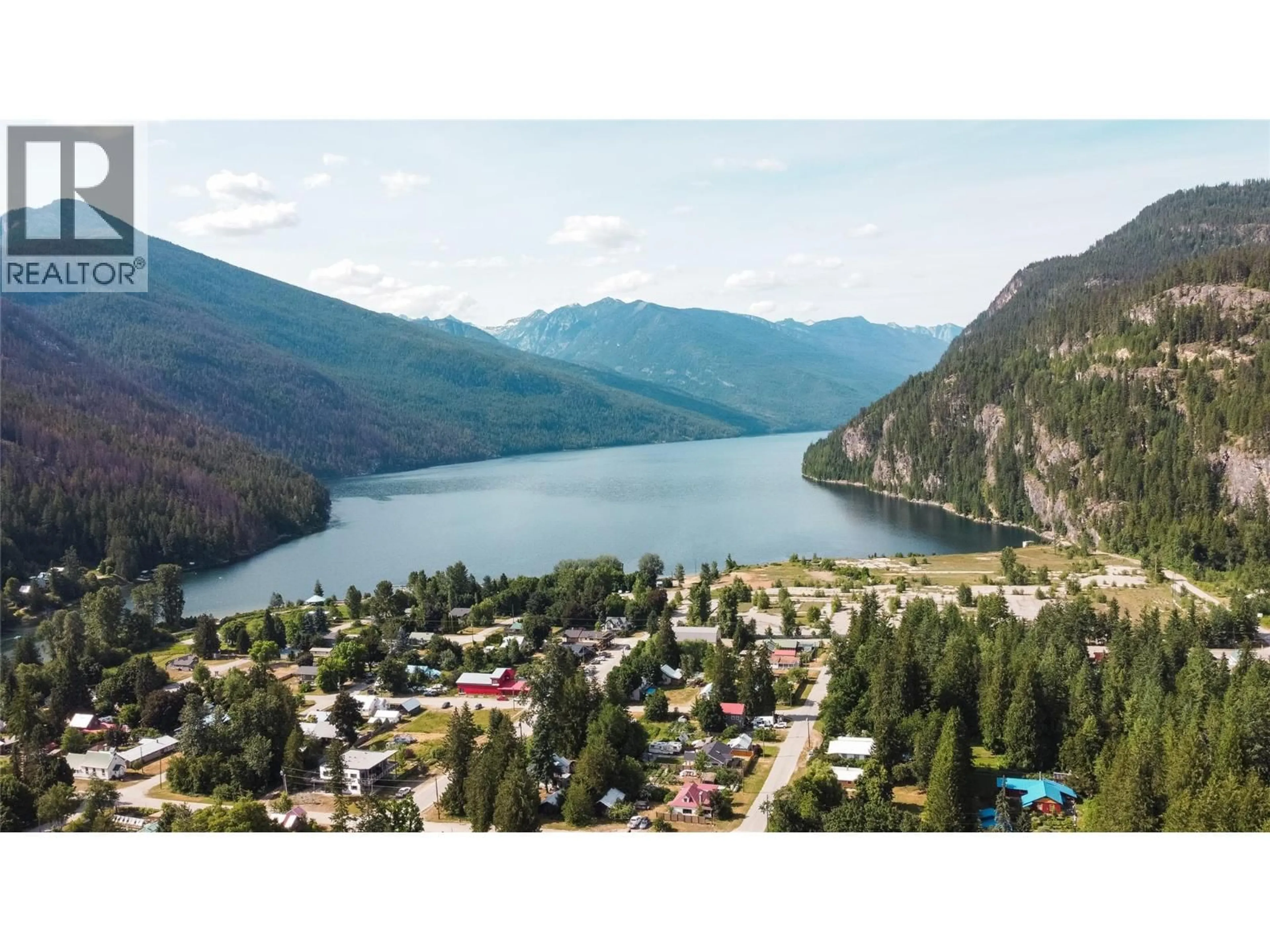 A pic from outside/outdoor area/front of a property/back of a property/a pic from drone, water/lake/river/ocean view for 603 FLETCHER AVENUE, Slocan British Columbia V0G2C0