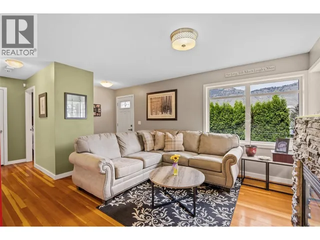 2015 VALLEYVIEW DRIVE, Kamloops 5