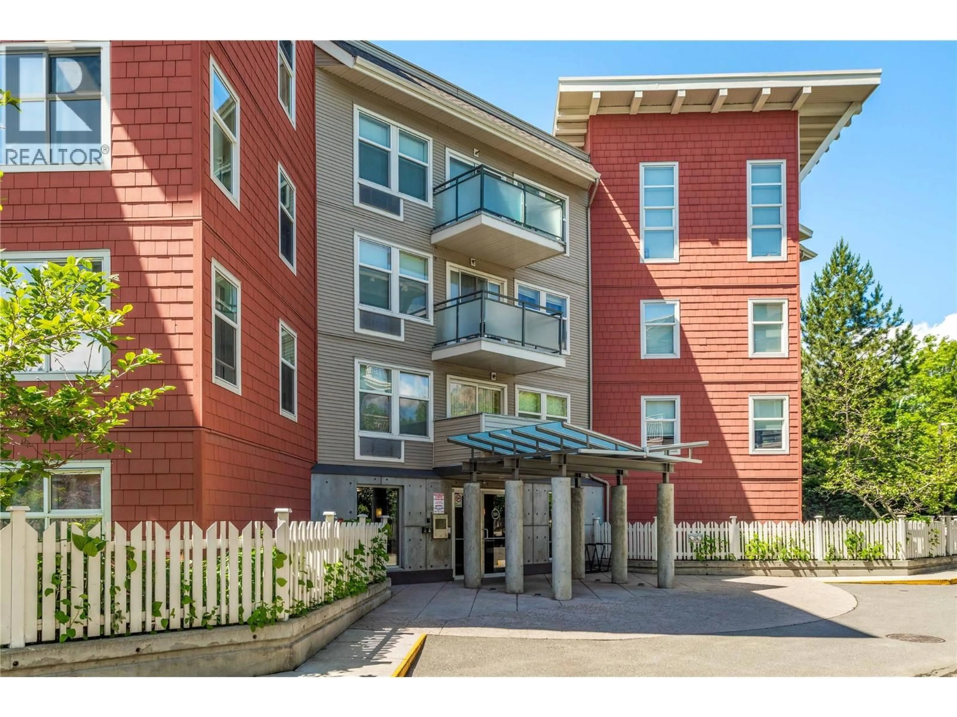 Unknown for 200 - 555 YATES ROAD, Kelowna British Columbia V1V2V2