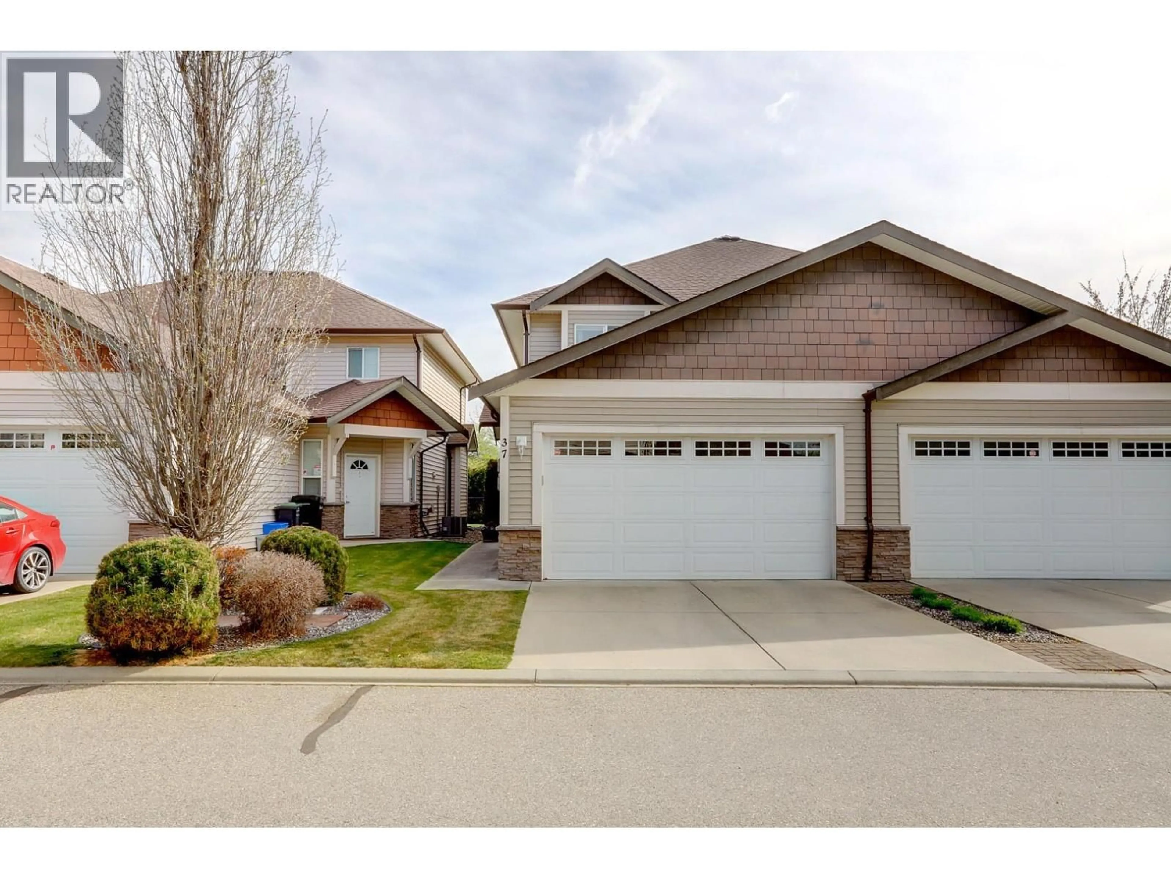 Home with brick exterior material, street for 37 - 100 PALMER ROAD, Vernon British Columbia V1H2H8