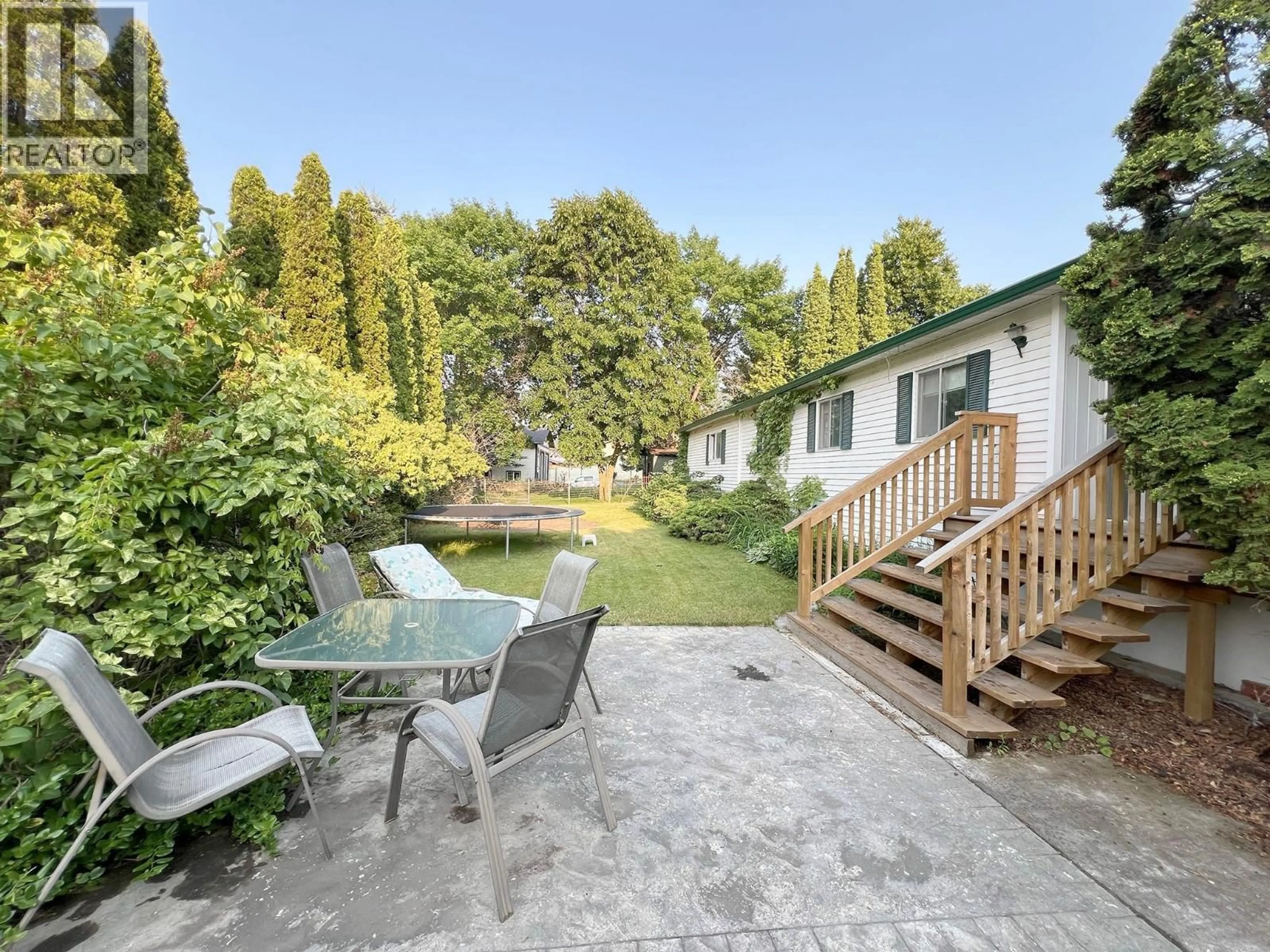 A pic from outside/outdoor area/front of a property/back of a property/a pic from drone, unknown for 6288 MEADOWLAND CRESCENT NORTH, Kamloops British Columbia V2C5C2