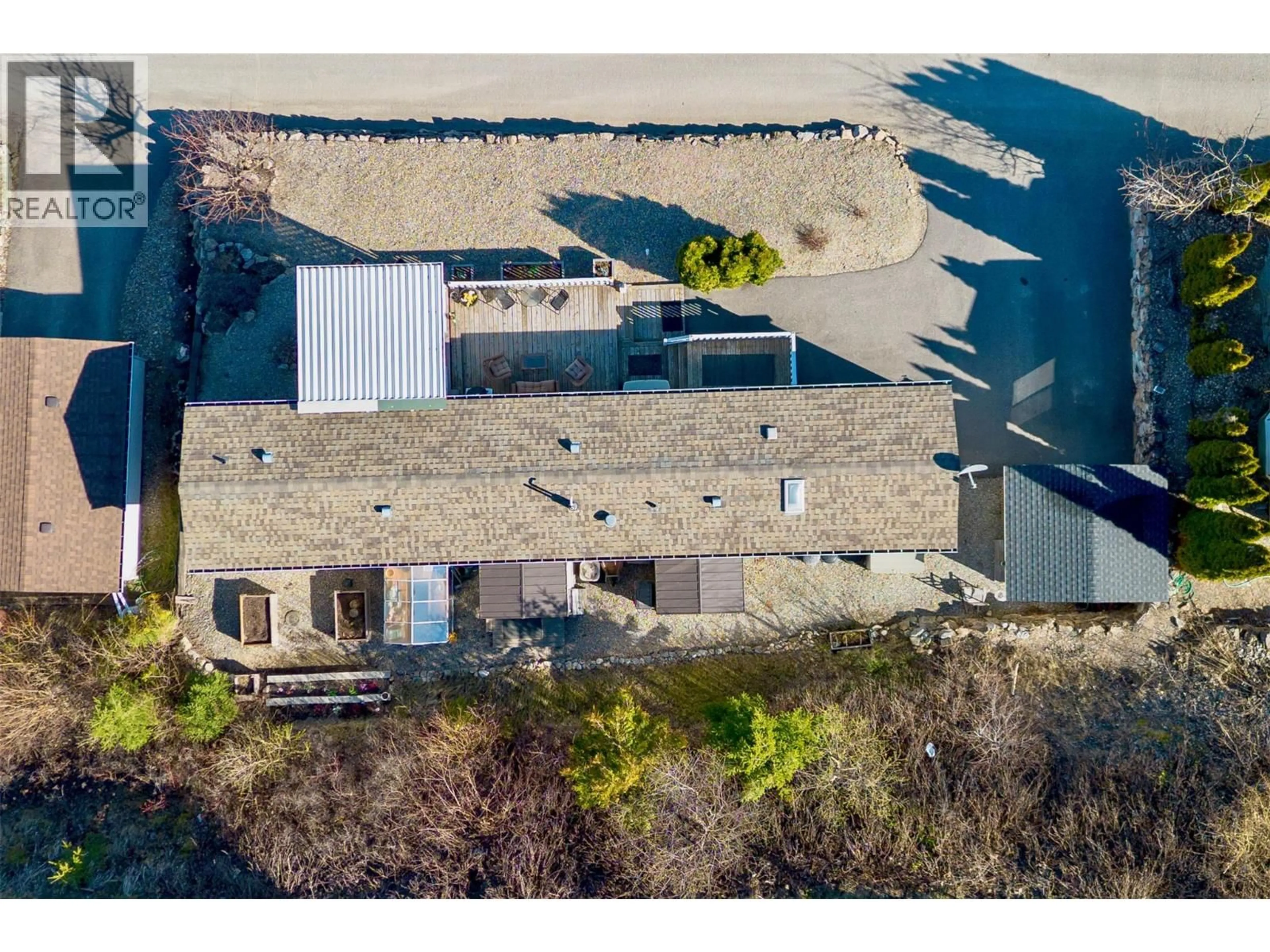 A pic from outside/outdoor area/front of a property/back of a property/a pic from drone, water/lake/river/ocean view for 18 - 1510 TRANS CANADA HIGHWAY, Sorrento British Columbia V0E2W0