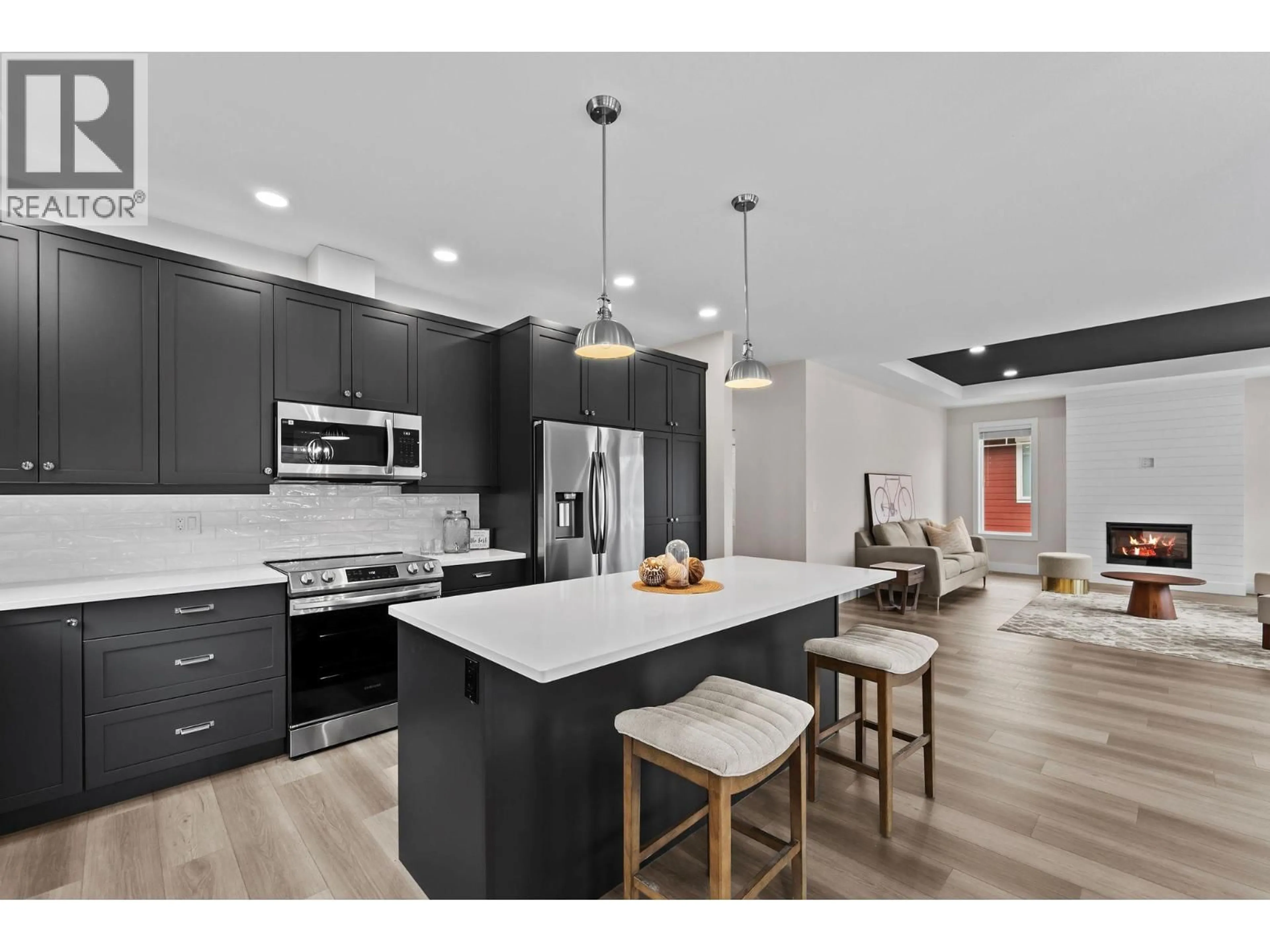 Open concept kitchen, unknown for 137 - 200 GRAND BOULEVARD, Kamloops British Columbia V2C0H3