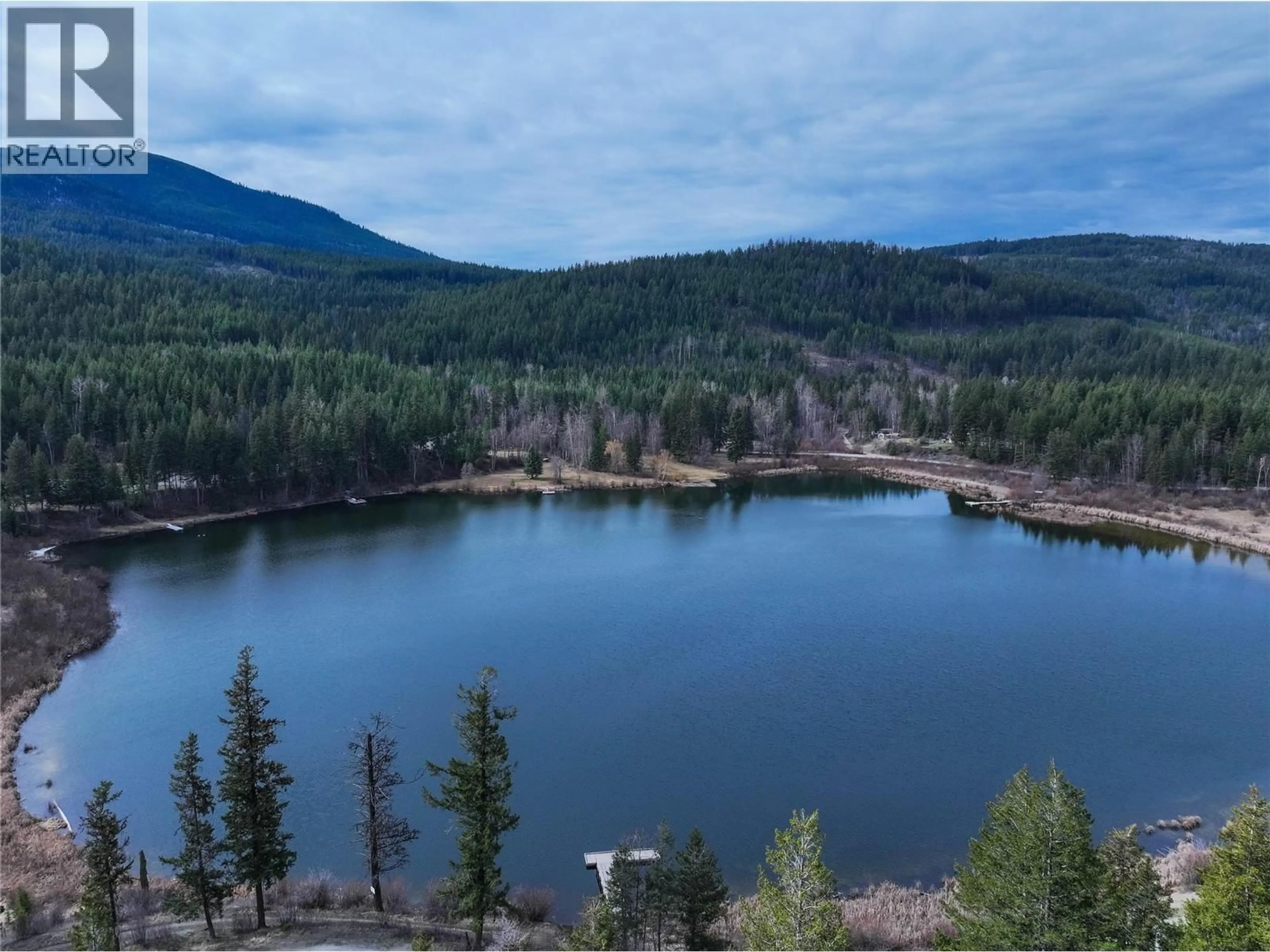 A pic from outside/outdoor area/front of a property/back of a property/a pic from drone, water/lake/river/ocean view for 1920 LAKEVIEW DRIVE, Kamloops British Columbia V0E1Z1