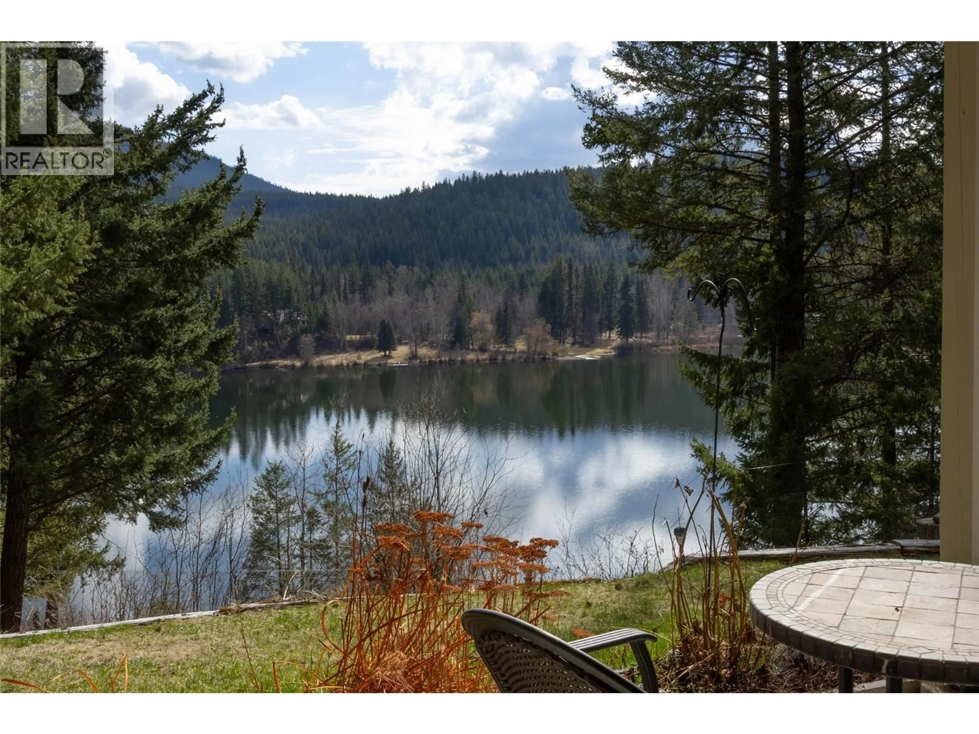 Patio, water/lake/river/ocean view for 1920 LAKEVIEW DRIVE, Kamloops British Columbia V0E1Z1