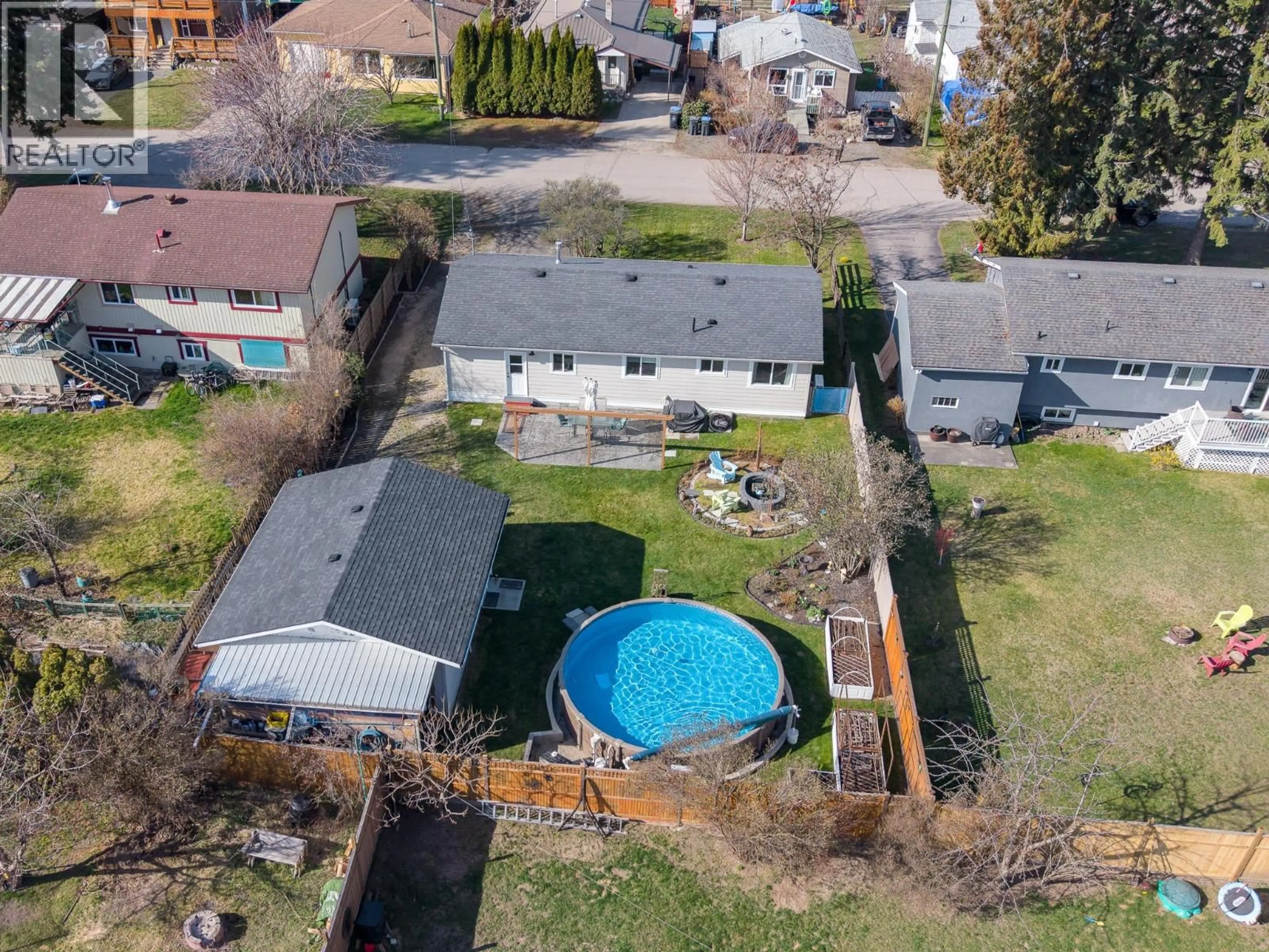 A pic from outside/outdoor area/front of a property/back of a property/a pic from drone, unknown for 331 BIRCH STREET, Chase British Columbia V0E1M0