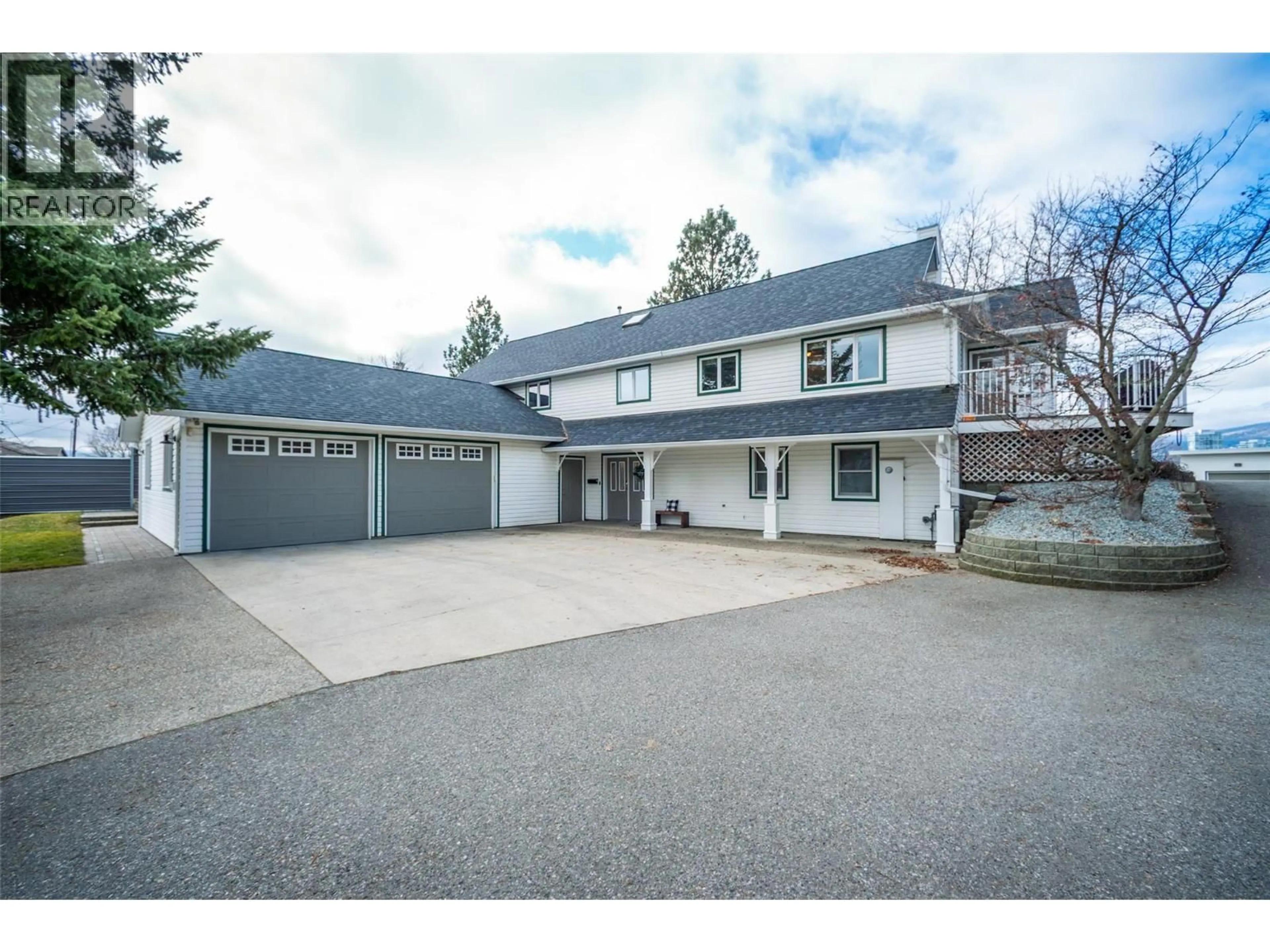 A pic from outside/outdoor area/front of a property/back of a property/a pic from drone, street for 1150 KELVIEW STREET, Kelowna British Columbia V1Y3N8