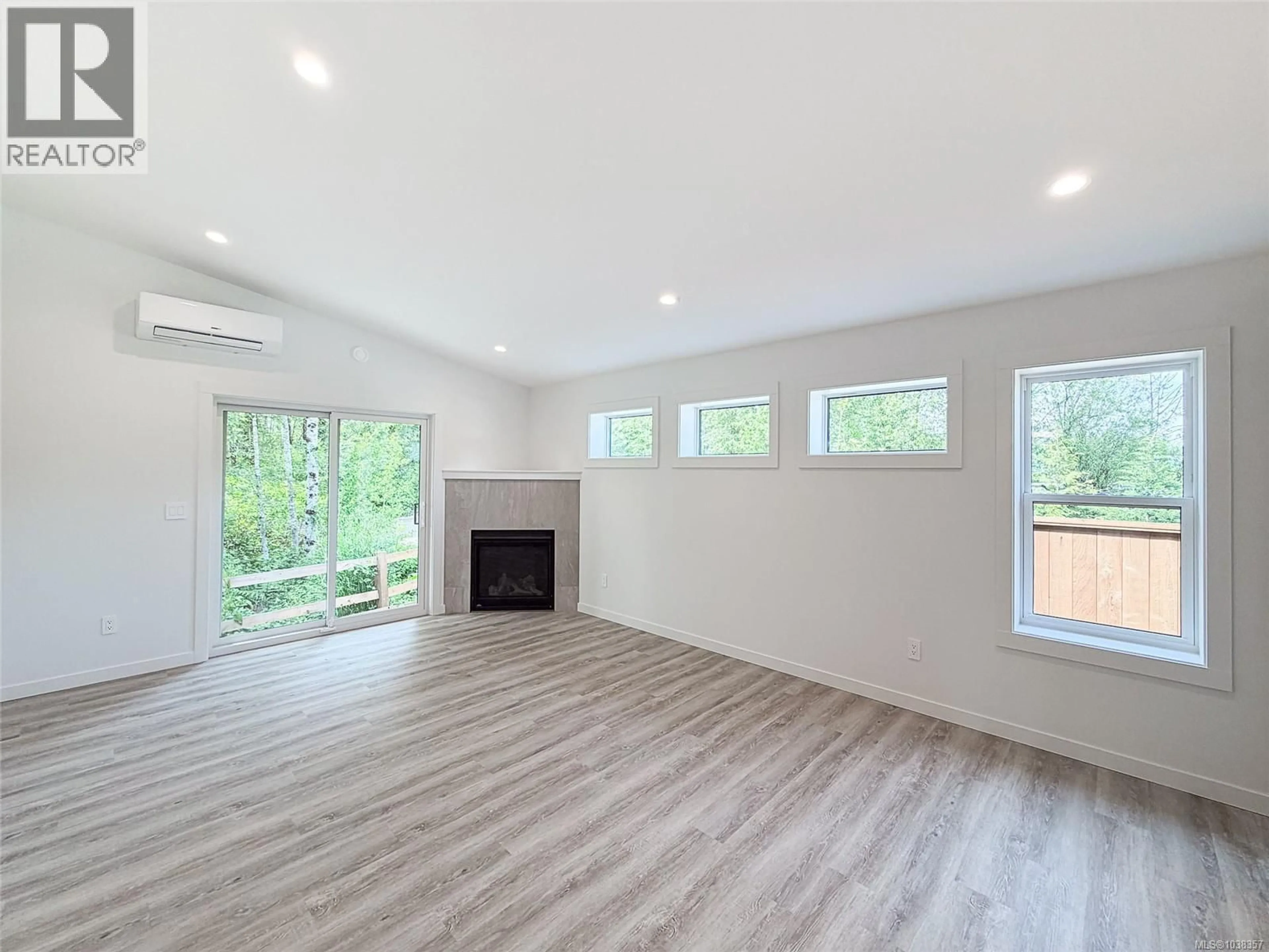 A pic of a room for 31 - 3025 ROYSTON ROAD, Cumberland British Columbia V0R1S0
