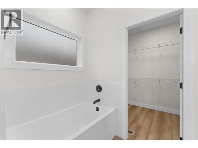 10 - 231 20 STREET NORTHEAST, Salmon Arm 4