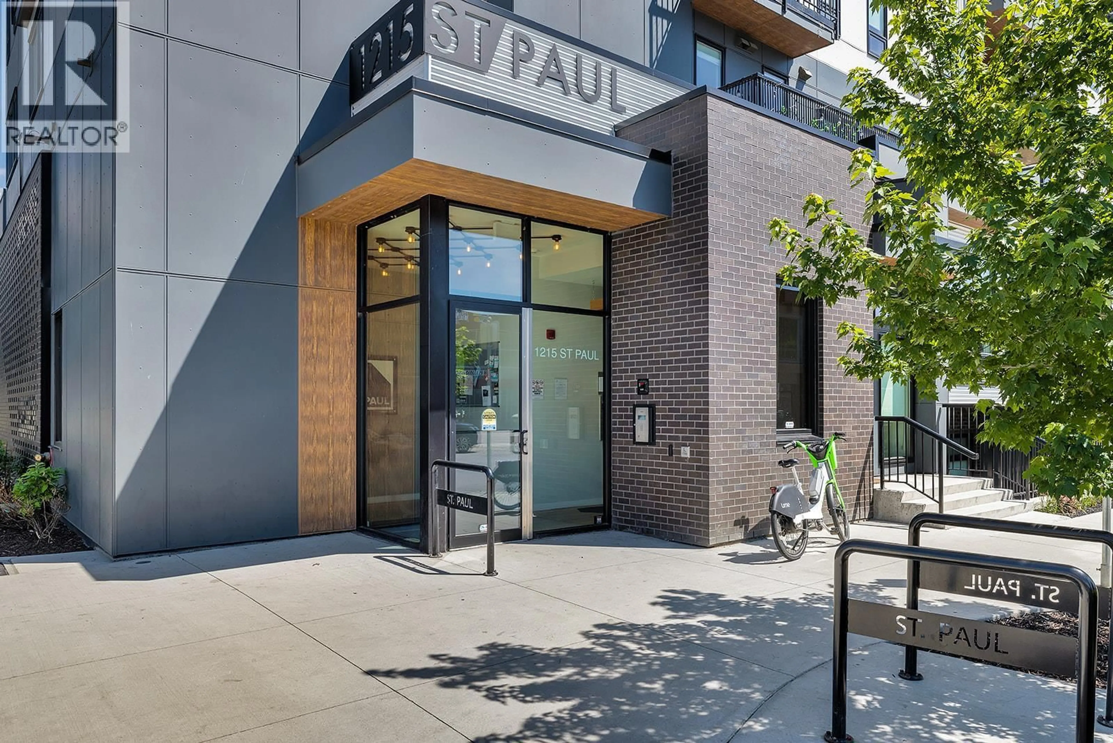 Patio, street for 309 - 1215 ST. PAUL STREET, Kelowna British Columbia V1Y2C7