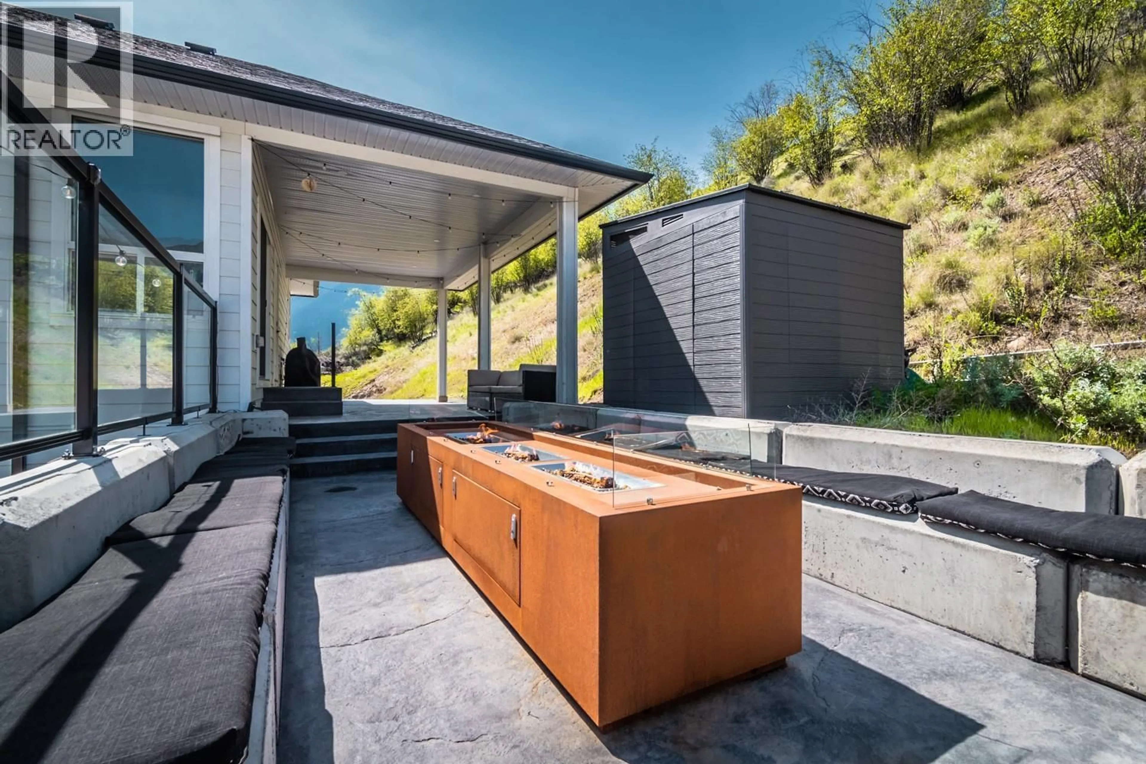 Patio, mountain view for 293 PARK DRIVE, Lillooet British Columbia V0K1V0