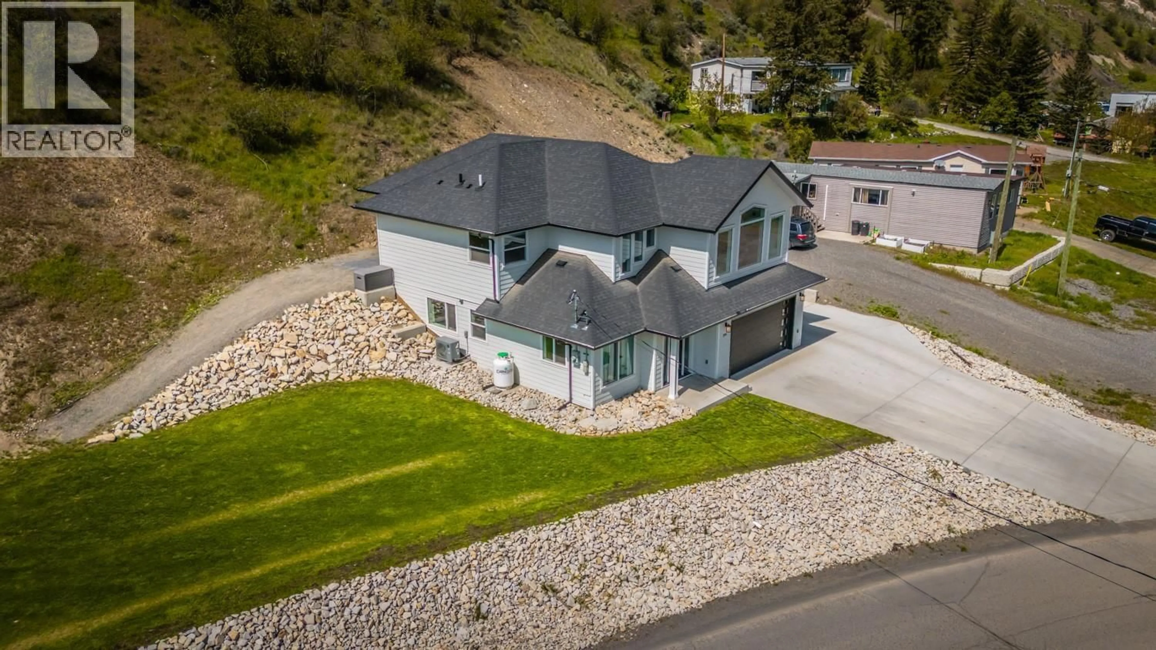 A pic from outside/outdoor area/front of a property/back of a property/a pic from drone, unknown for 293 PARK DRIVE, Lillooet British Columbia V0K1V0