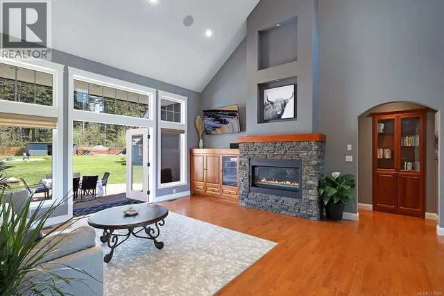 2495 GRAHAM ROAD, Courtenay 4