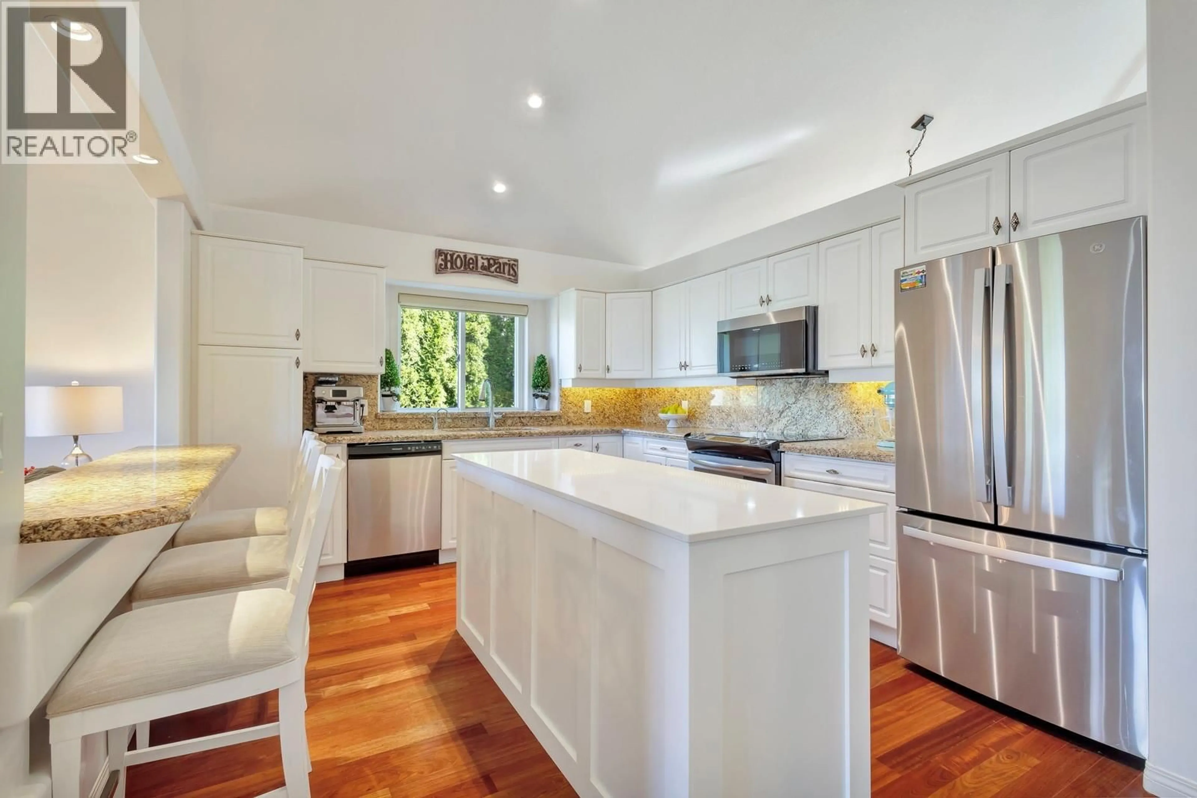 Open concept kitchen, unknown for 3482 RIDGE BOULEVARD, West Kelowna British Columbia V4T2V5