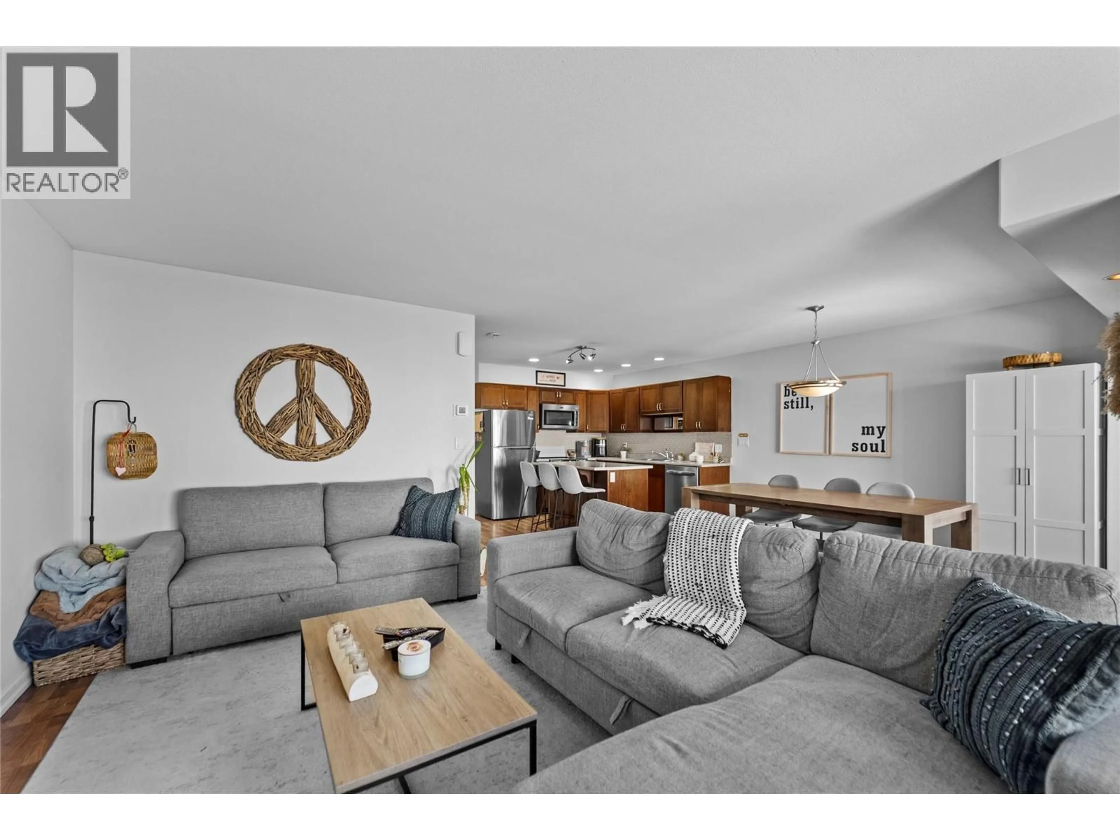 Living room with furniture, unknown for 20 - 1900 HUGH ALLAN DRIVE, Kamloops British Columbia V2E0A8