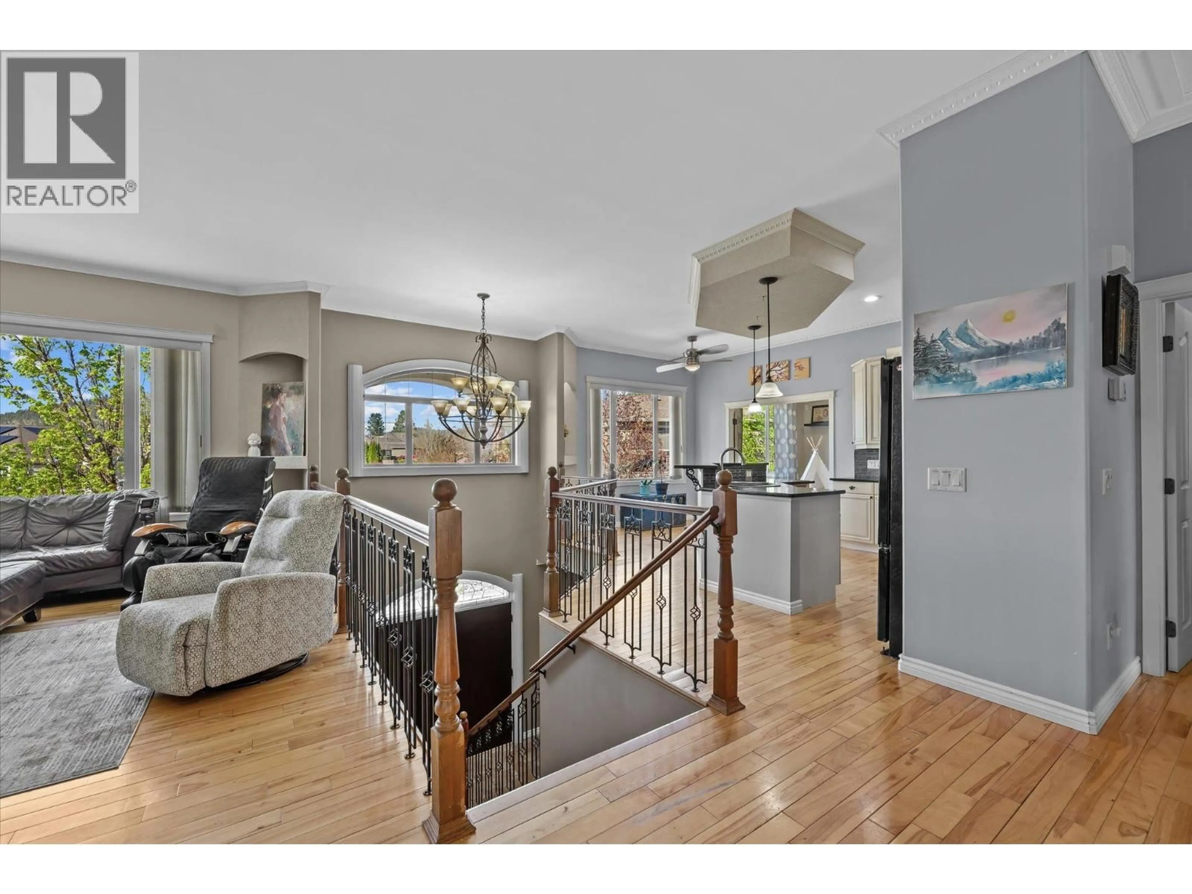 Indoor entryway for 2977 VALENTINO COURT, Kelowna British Columbia V1V2S3