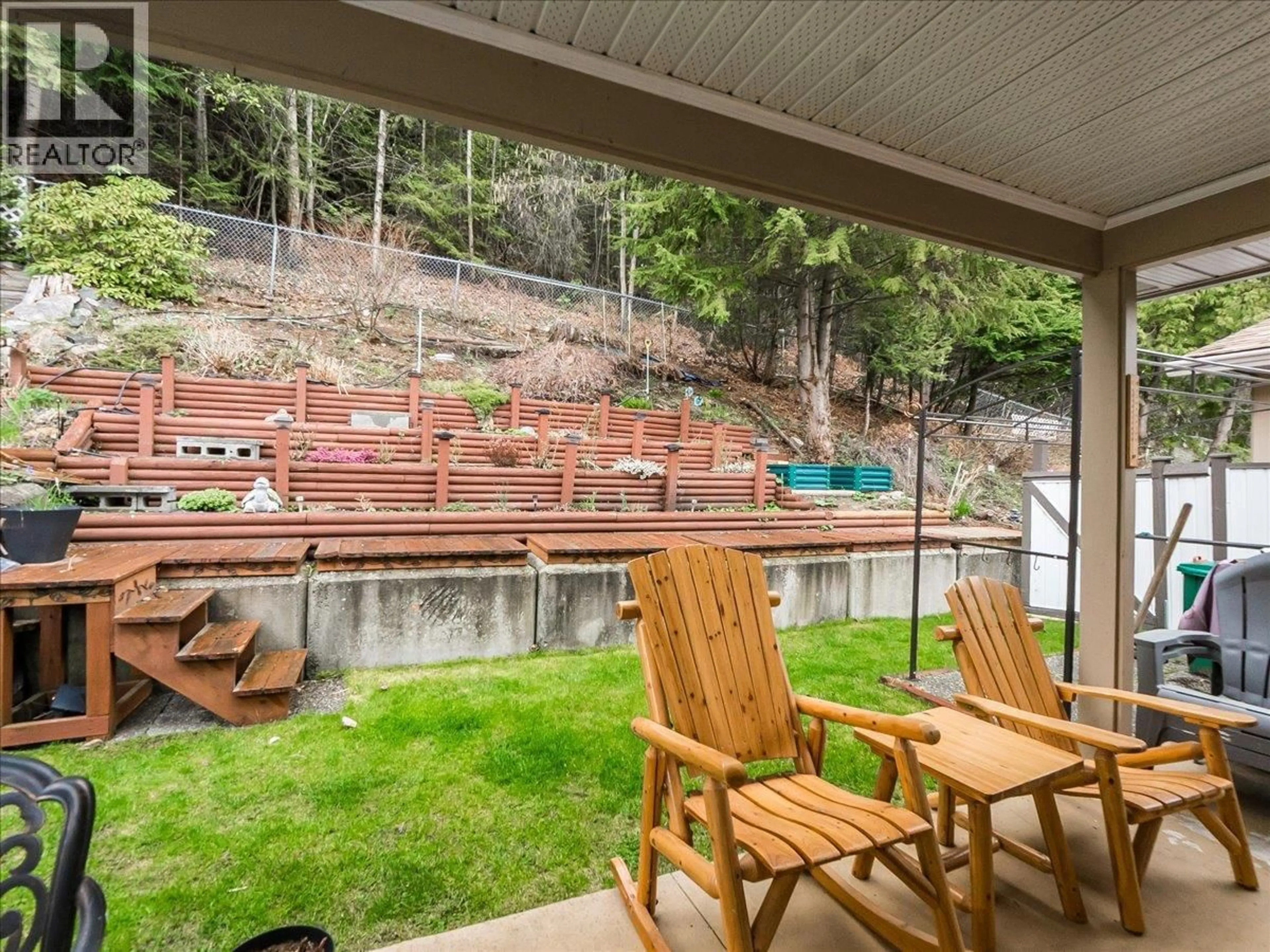 Patio, water/lake/river/ocean view for 38 - 2210 COLUMBIA AVENUE, Castlegar British Columbia V1N2X1