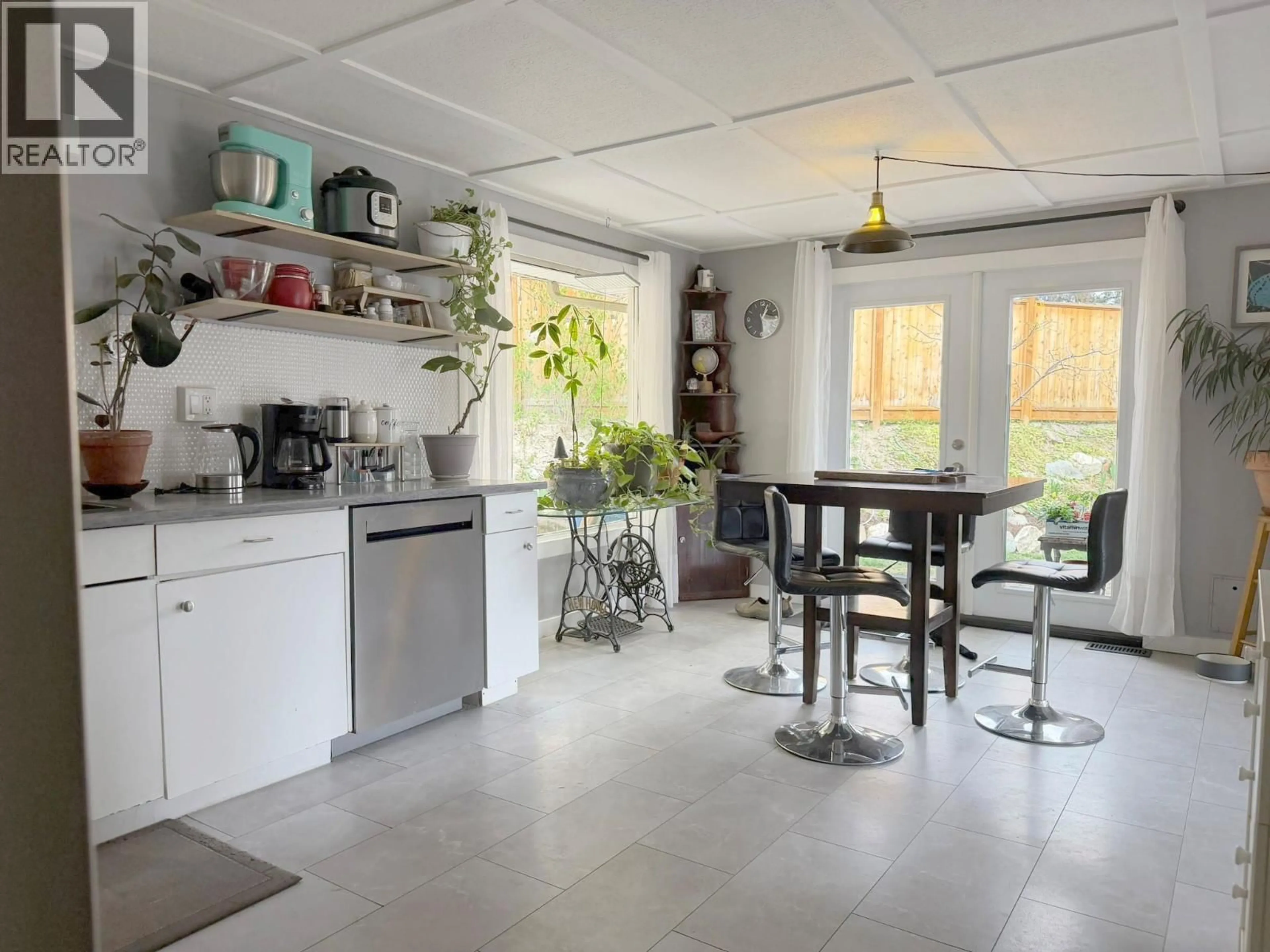 Open concept kitchen, unknown for 6430 WESTSYDE ROAD, Kamloops British Columbia V2B8N7