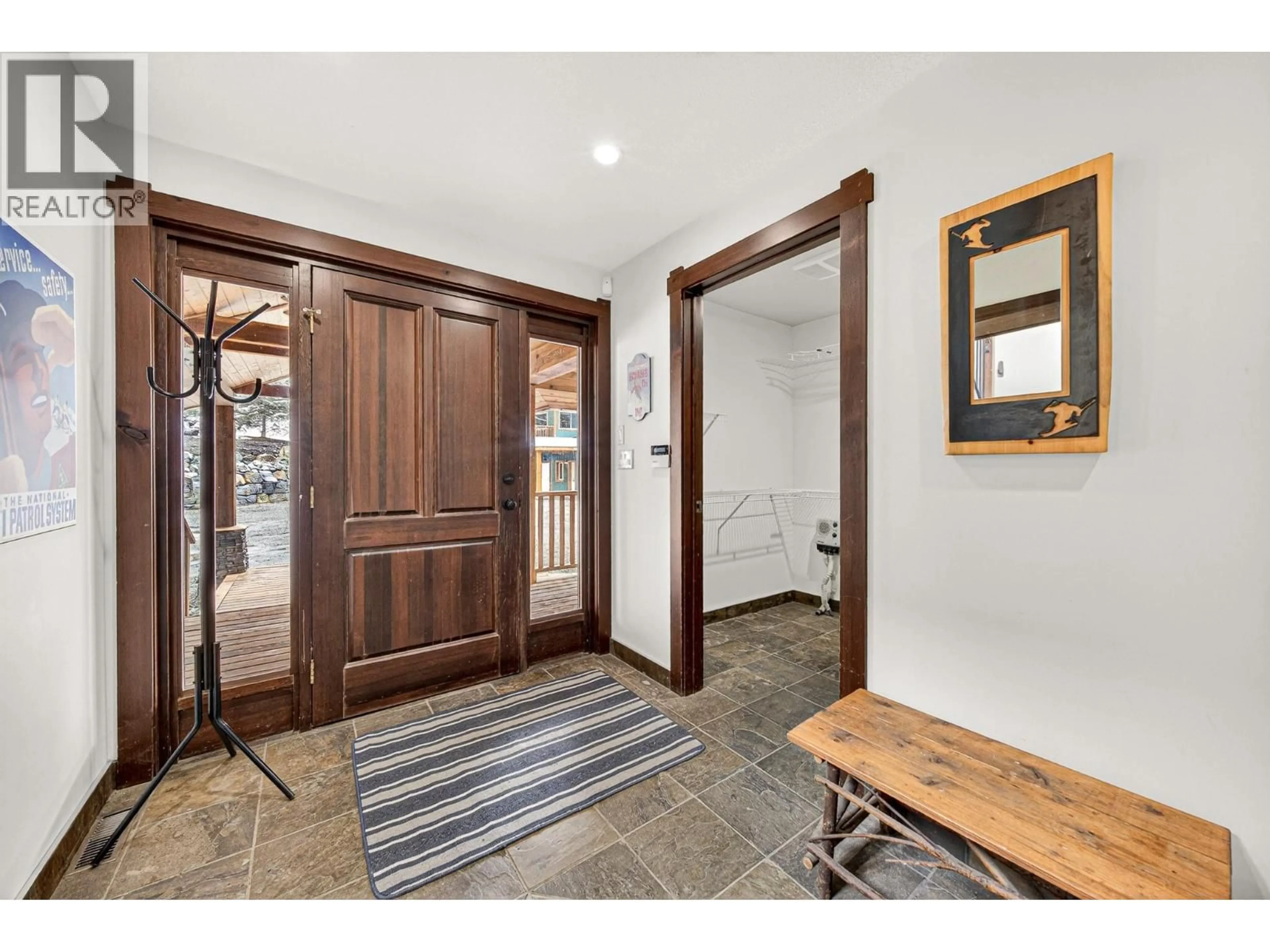 Indoor entryway for 9948 STEPHENSON ROAD, Hosmer British Columbia V0B1M5