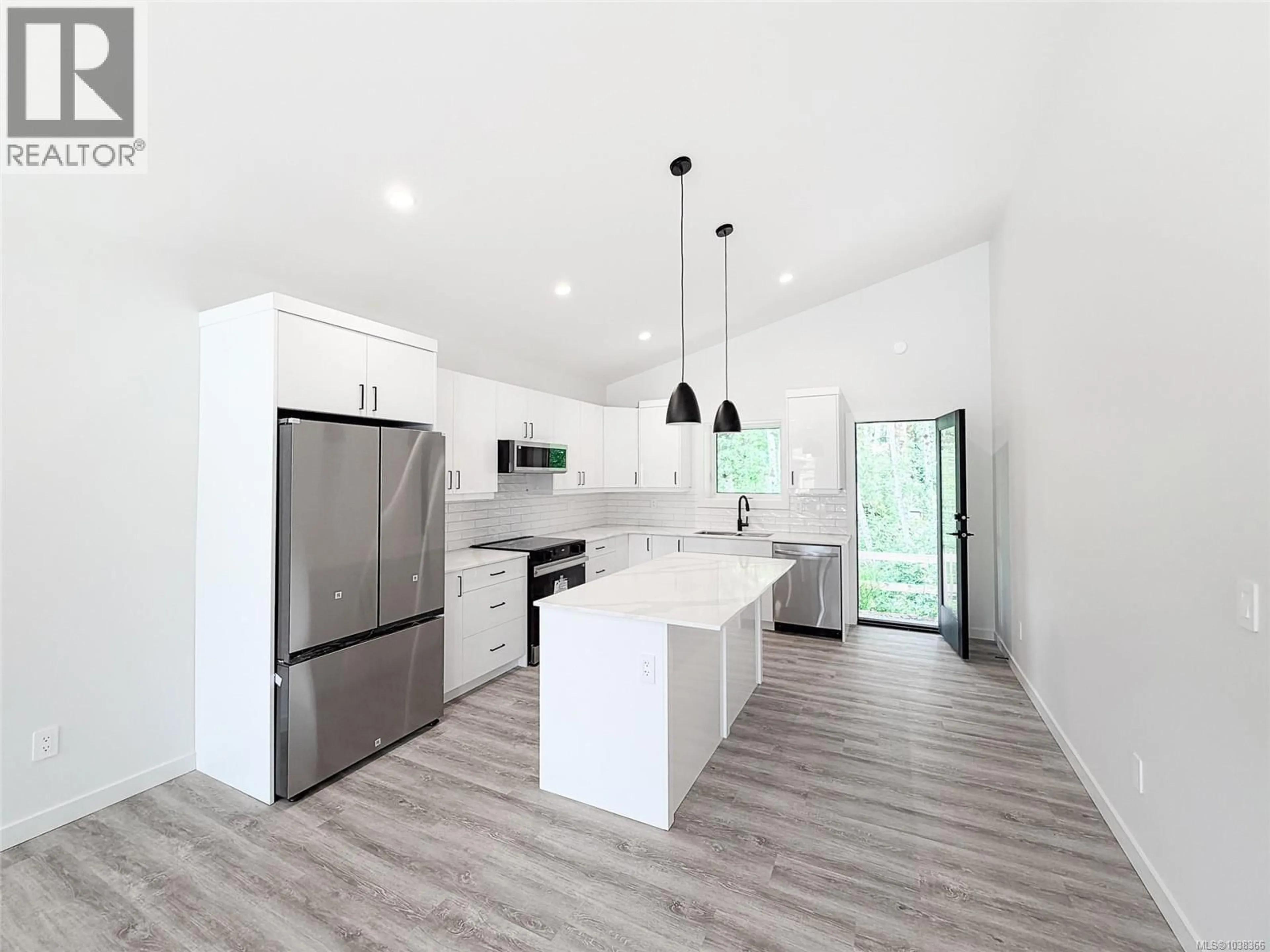 Open concept kitchen, unknown for 32 - 3025 ROYSTON ROAD, Cumberland British Columbia V0R1S0
