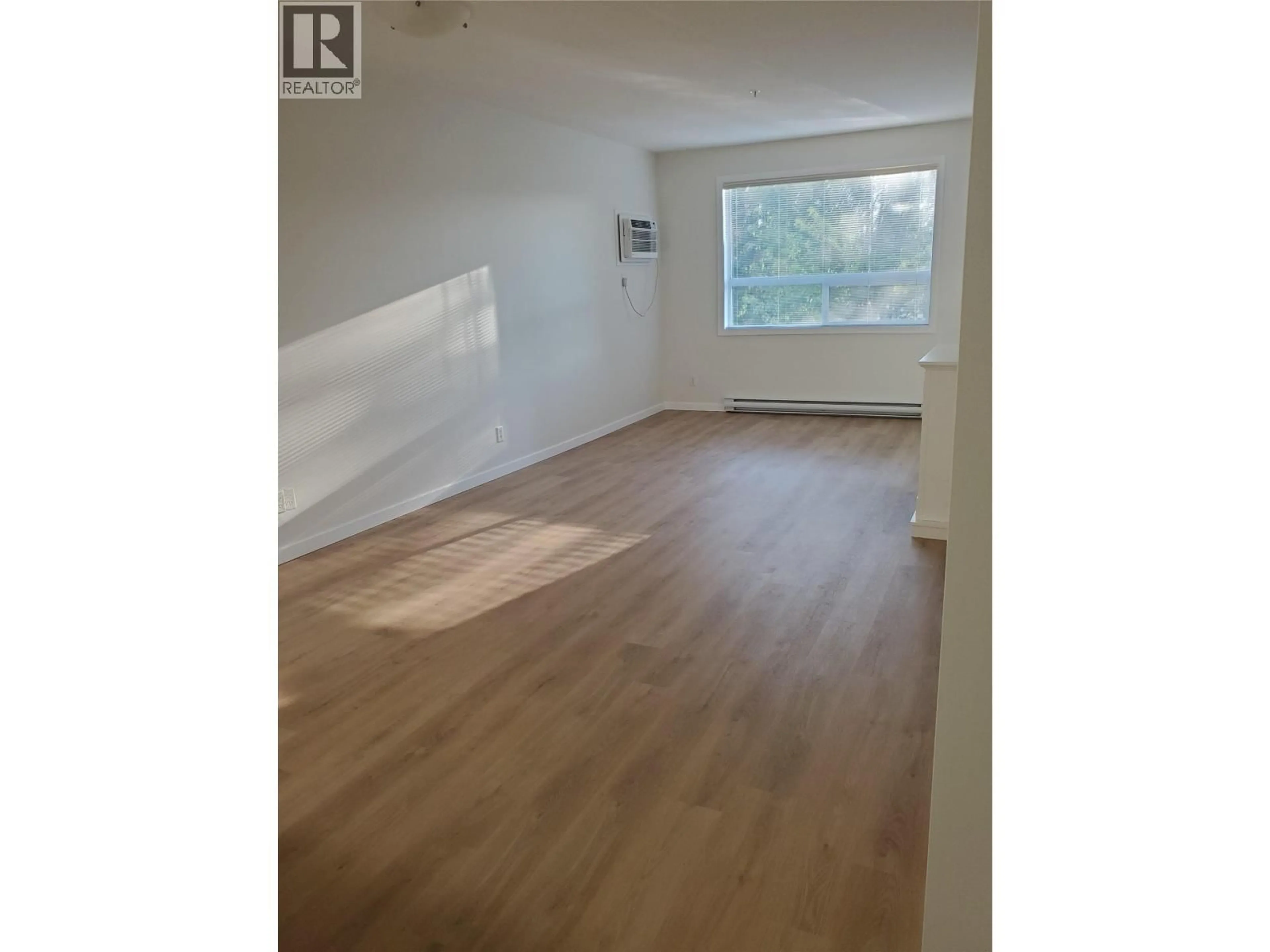 A pic of a room for 210 - 778 RUTLAND ROAD NORTH, Kelowna British Columbia V1X8B3