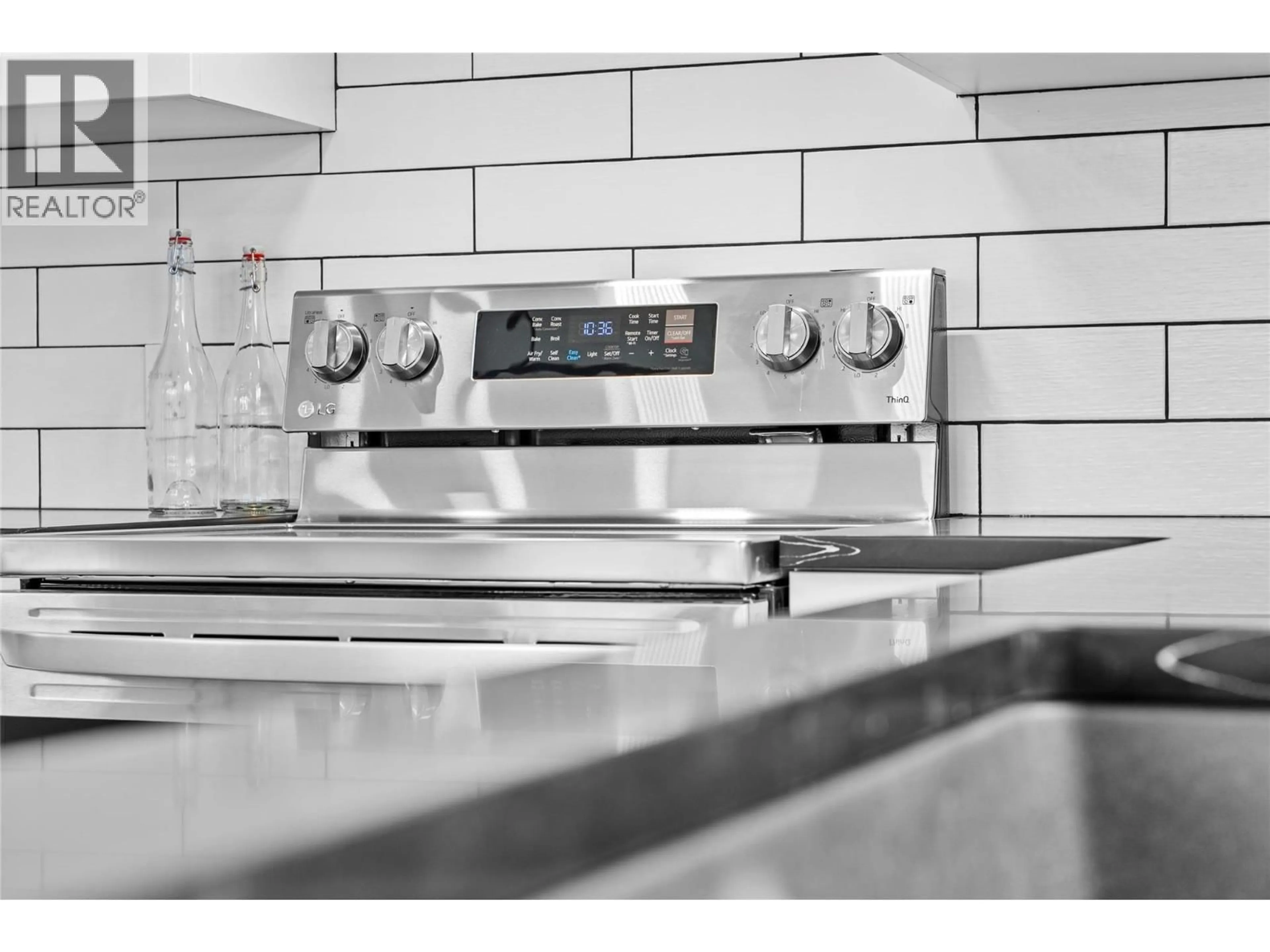 Standard kitchen, ceramic/tile floor for 1788 NICOLA AVENUE, Merritt British Columbia V1K1R6