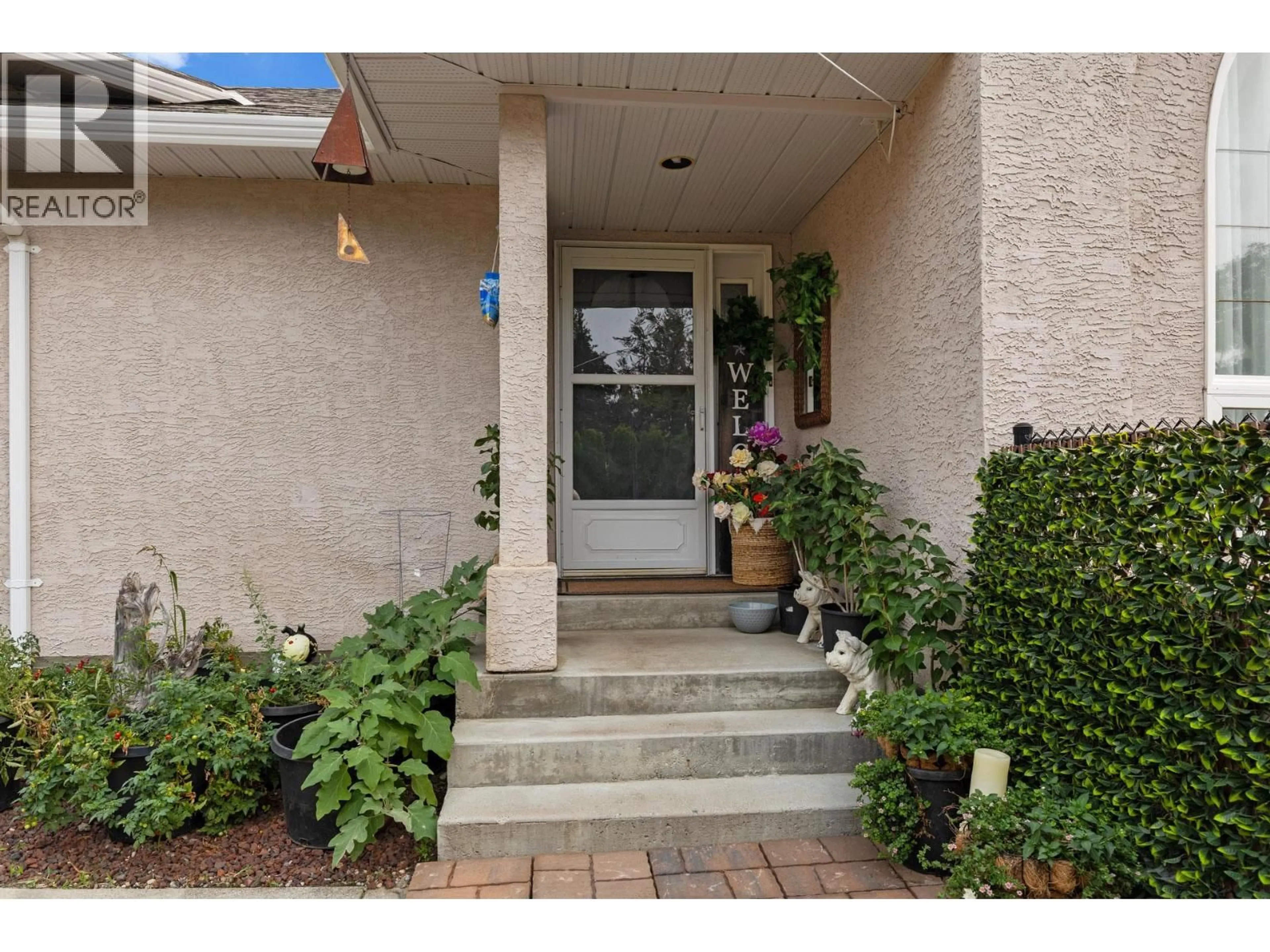 Indoor entryway for 2669 WILD HORSE DRIVE, West Kelowna British Columbia V4T2K8