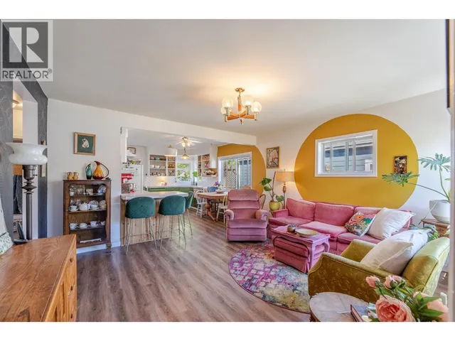 509 PAPINEAU STREET, Penticton 4
