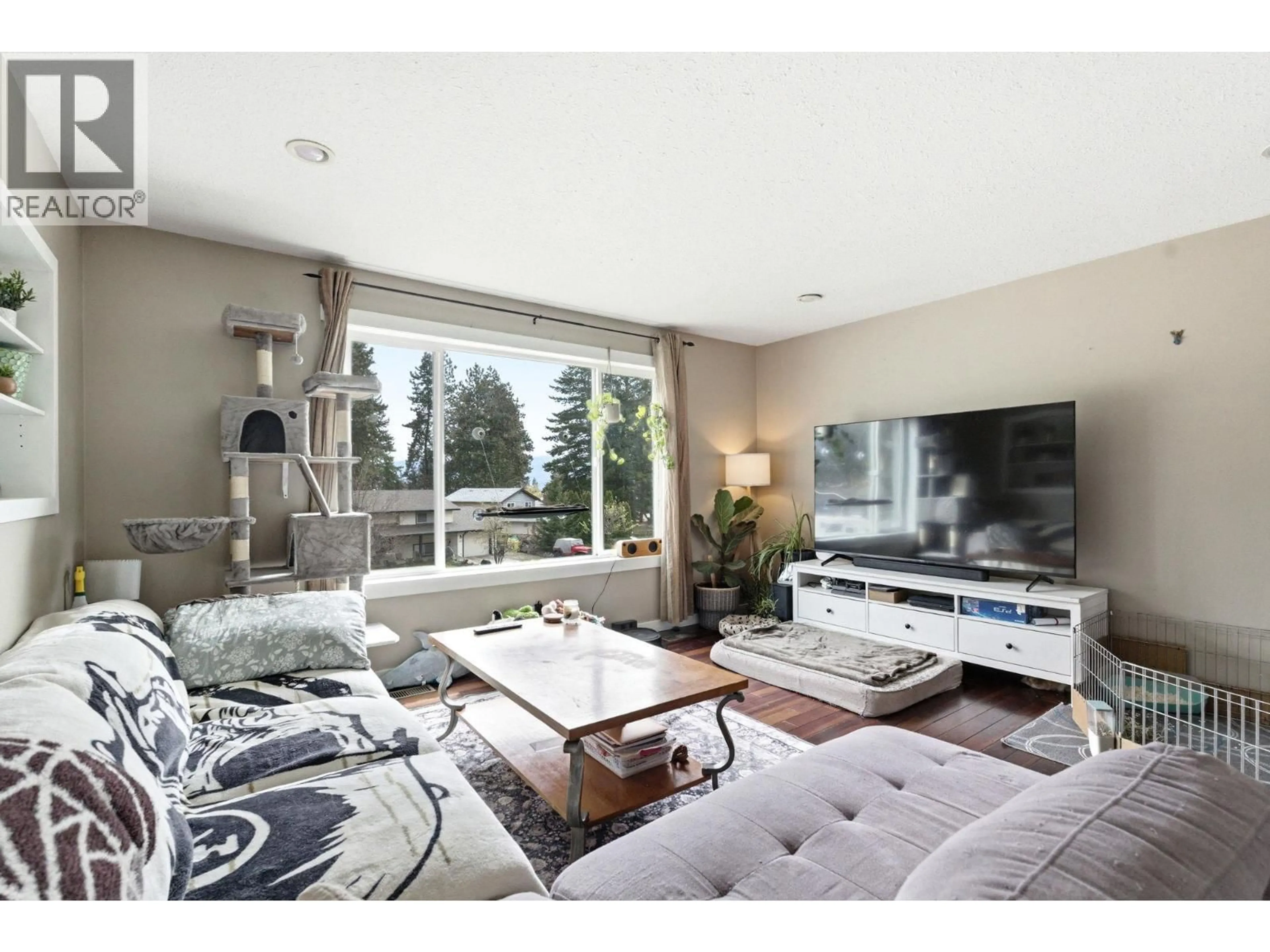 Living room with furniture, unknown for 3472 PARKLANE ROAD, West Kelowna British Columbia V4T1B8