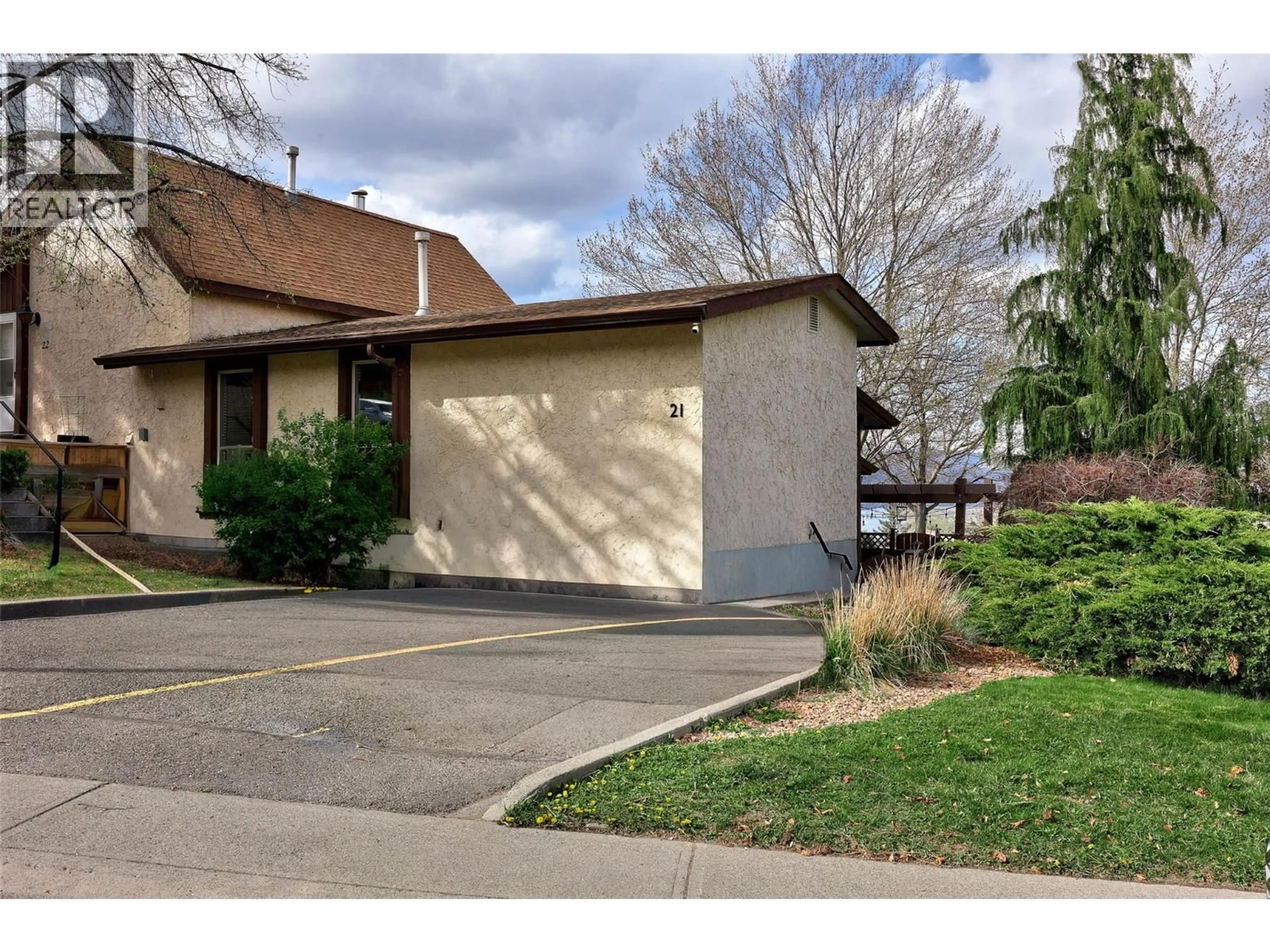 Unknown for 21 - 250 PEMBERTON TERRACE, Kamloops British Columbia V2C6A9