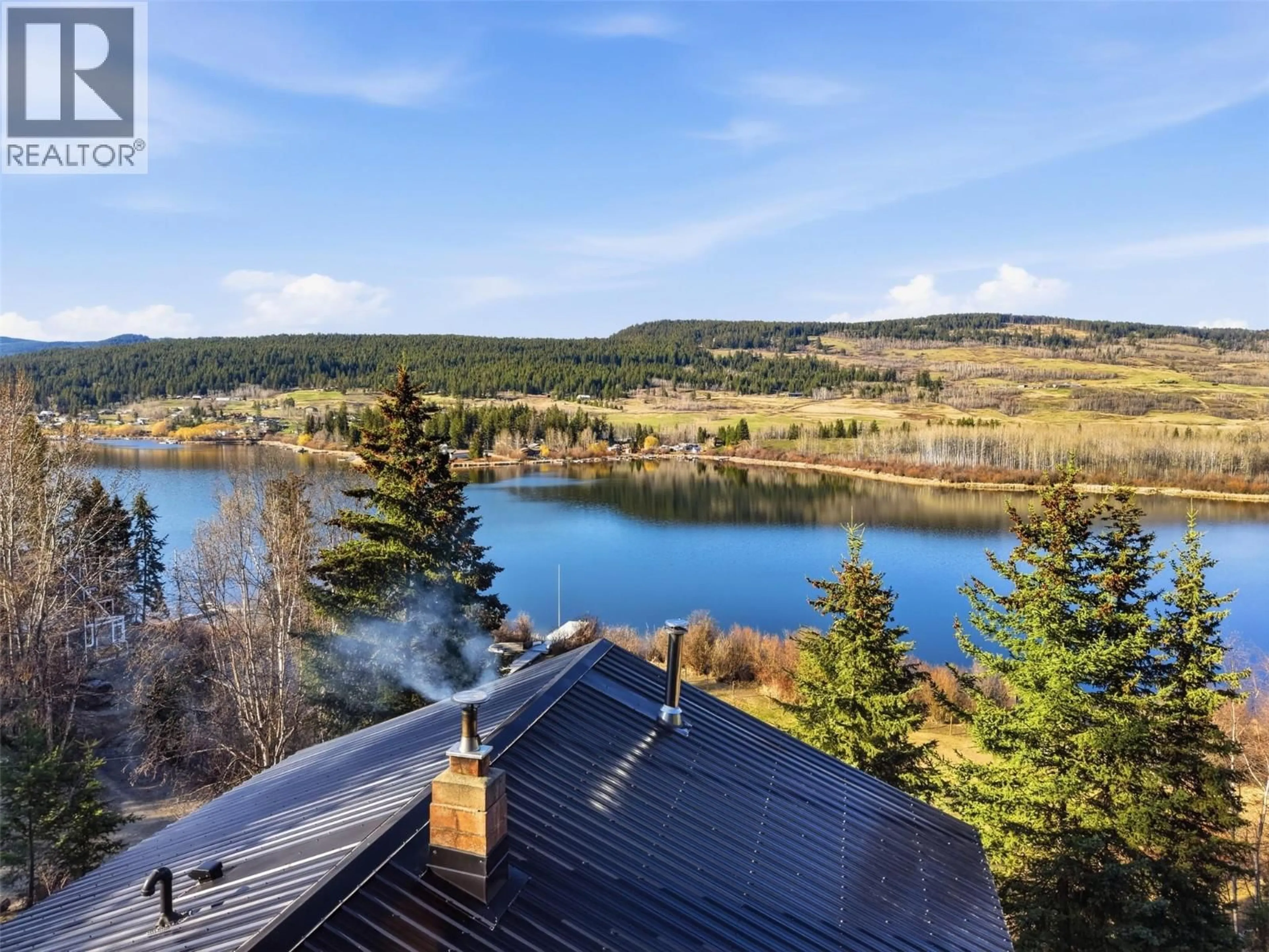 A pic from outside/outdoor area/front of a property/back of a property/a pic from drone, water/lake/river/ocean view for 3267 POWELL ROAD, Kamloops British Columbia V0E3E1