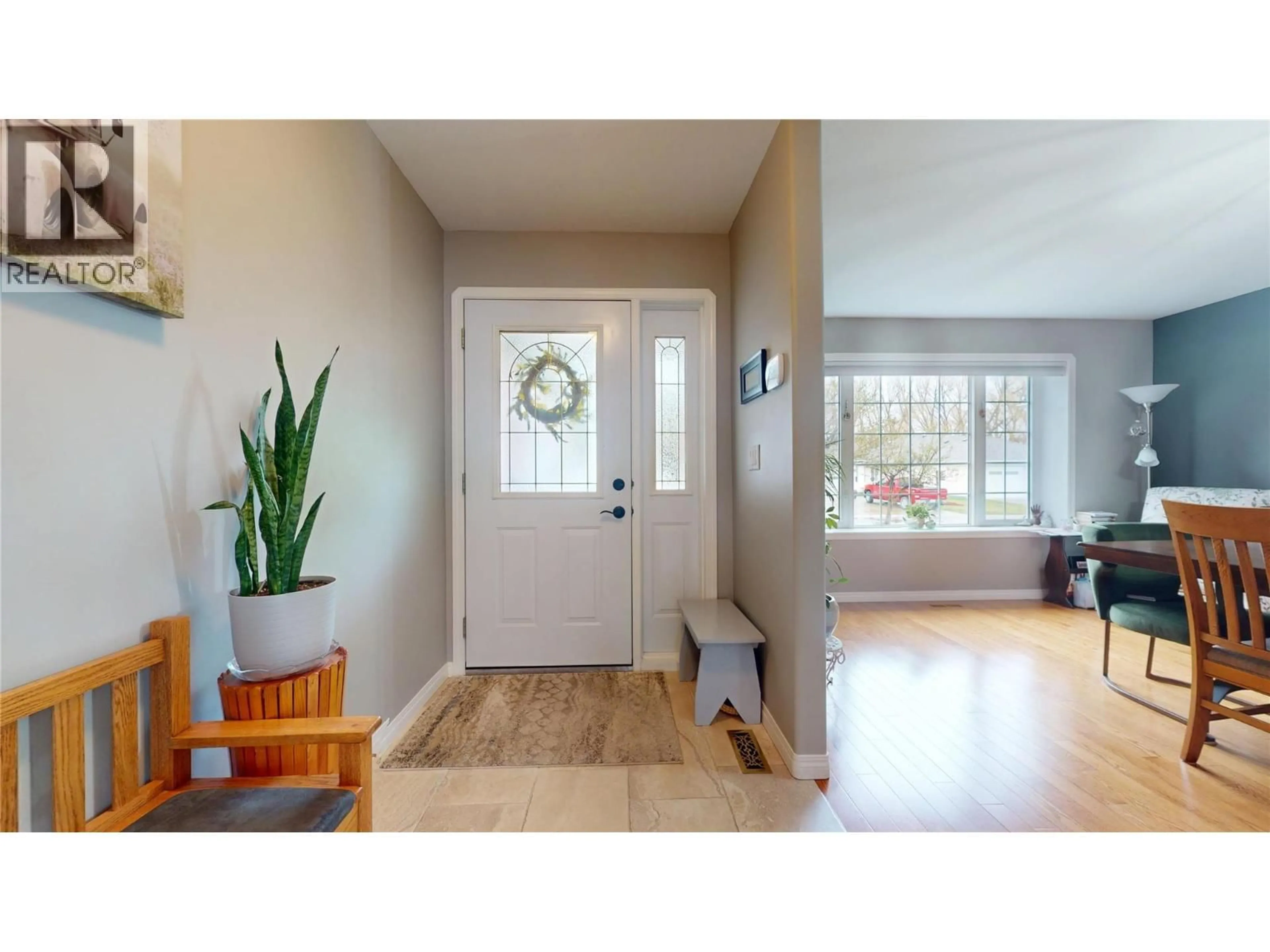 Indoor entryway for 87 - 1401 WILLOWBROOK DRIVE NORTH, Cranbrook British Columbia V1C6H2