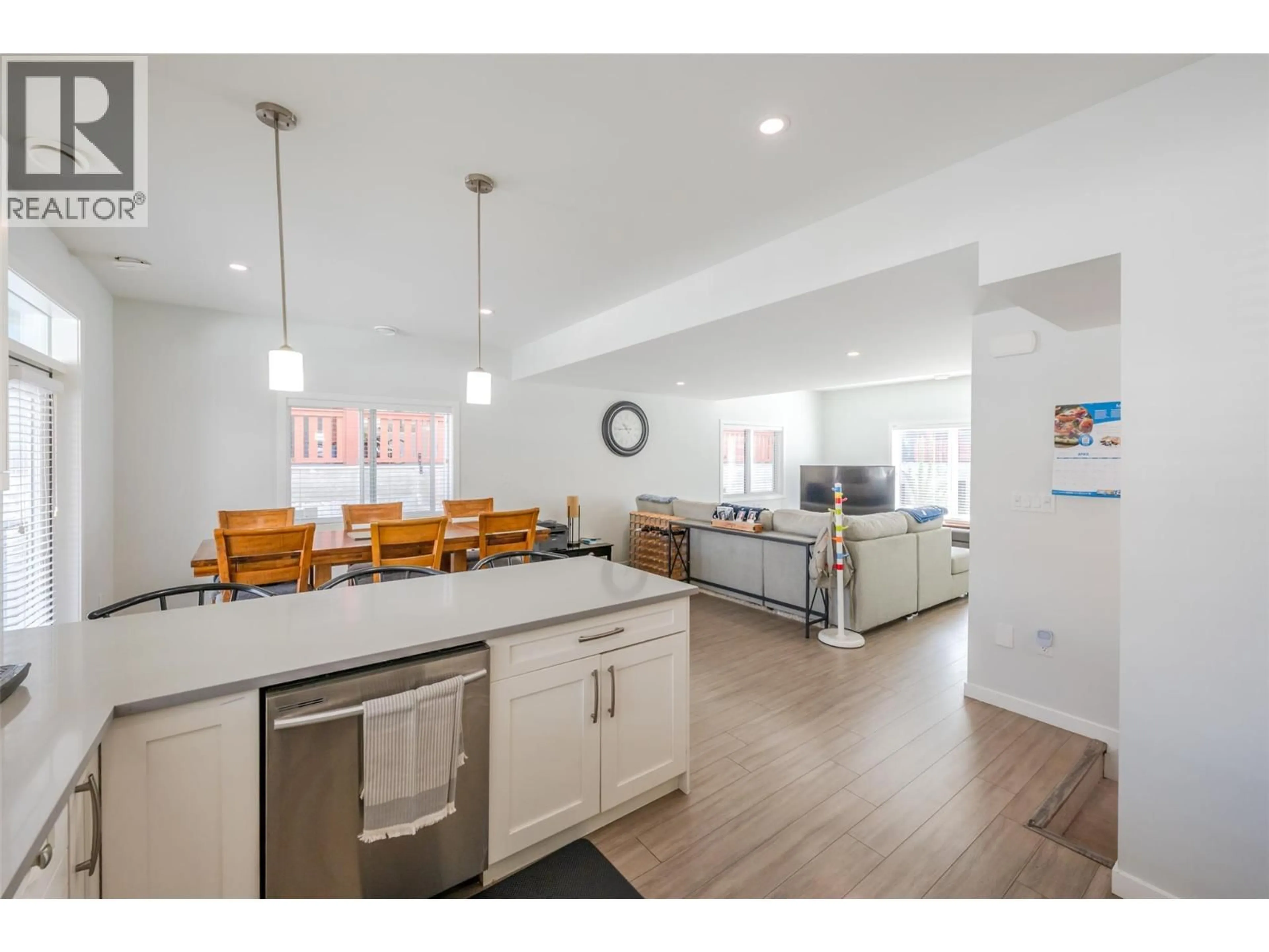 Open concept kitchen, unknown for 107 - 203 EDMONTON AVENUE, Penticton British Columbia V2A2G4