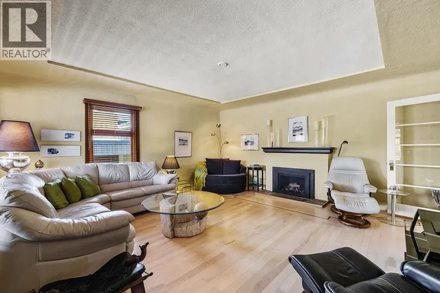 354 BURNE AVENUE, Kelowna 5