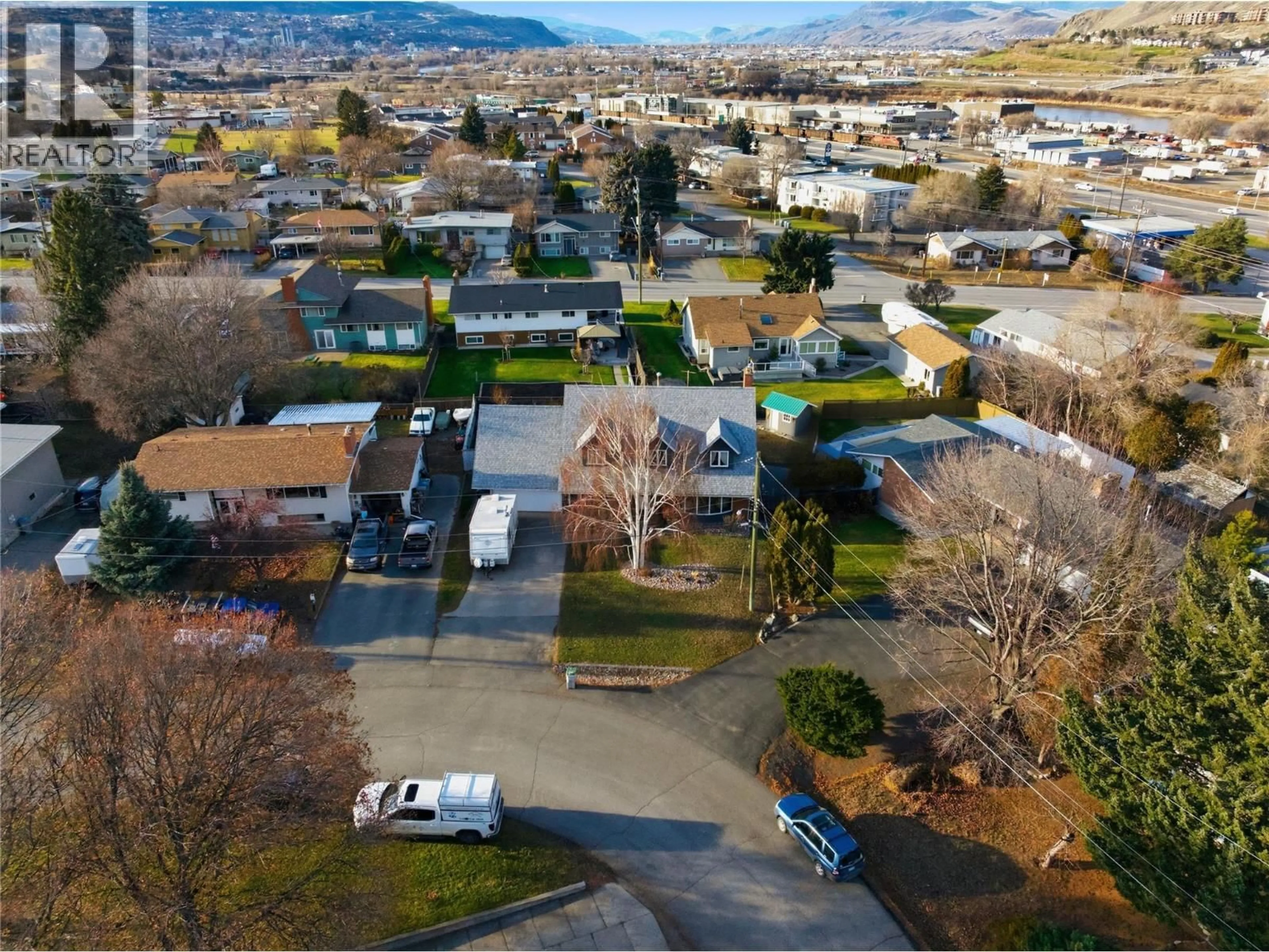 A pic from outside/outdoor area/front of a property/back of a property/a pic from drone, street for 1834 RUSSET WYND, Kamloops British Columbia V2C4N5